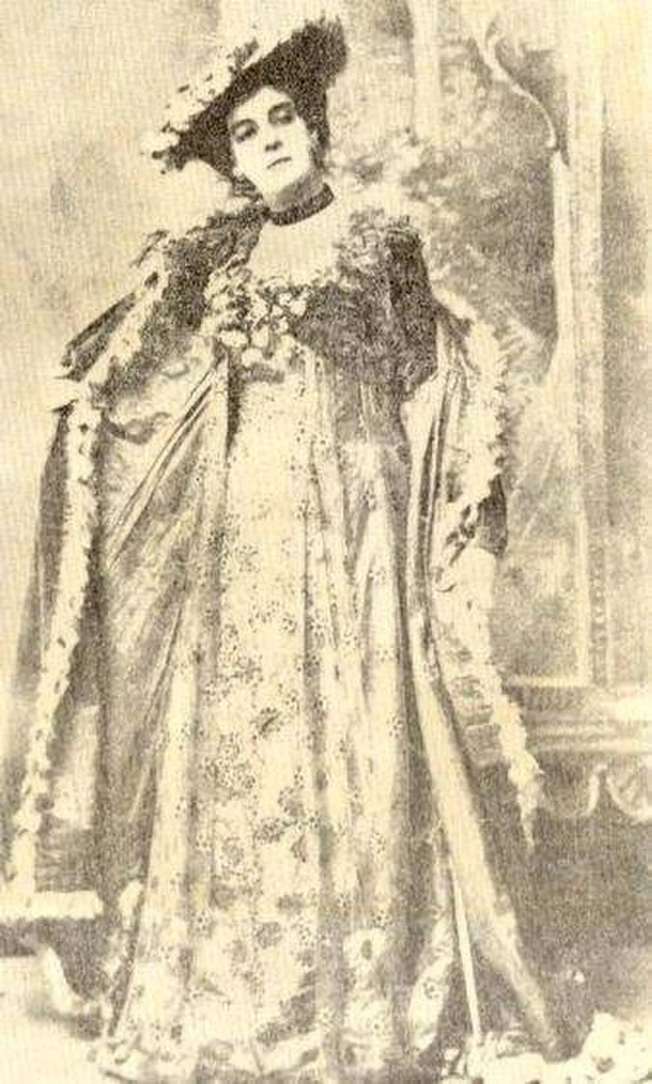 Portrait of Luisa Martínez Casado (1860–1925) – memorial page