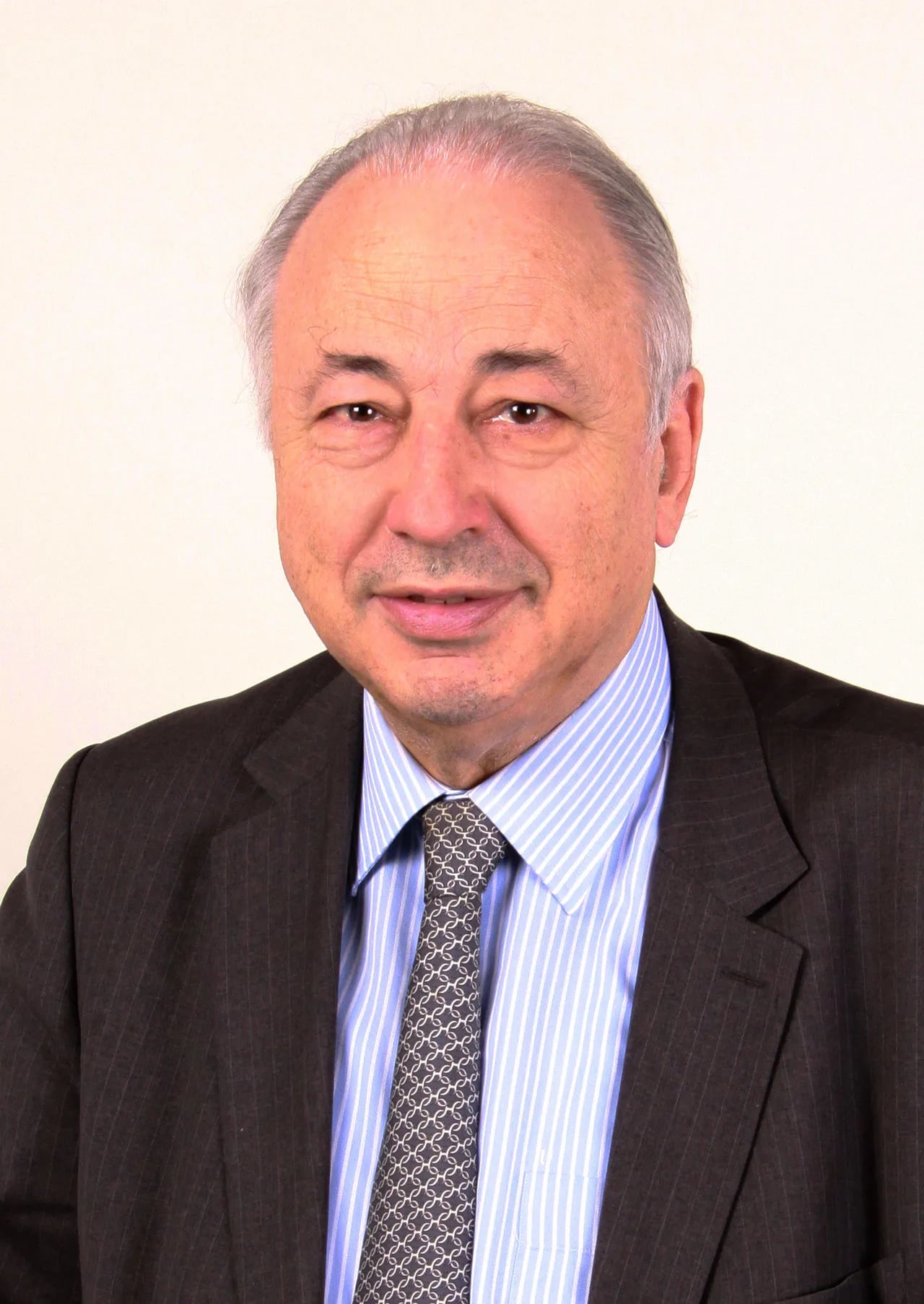 Porträt von Jean-Paul Gauzès (1947–2023) – Gedenkseite