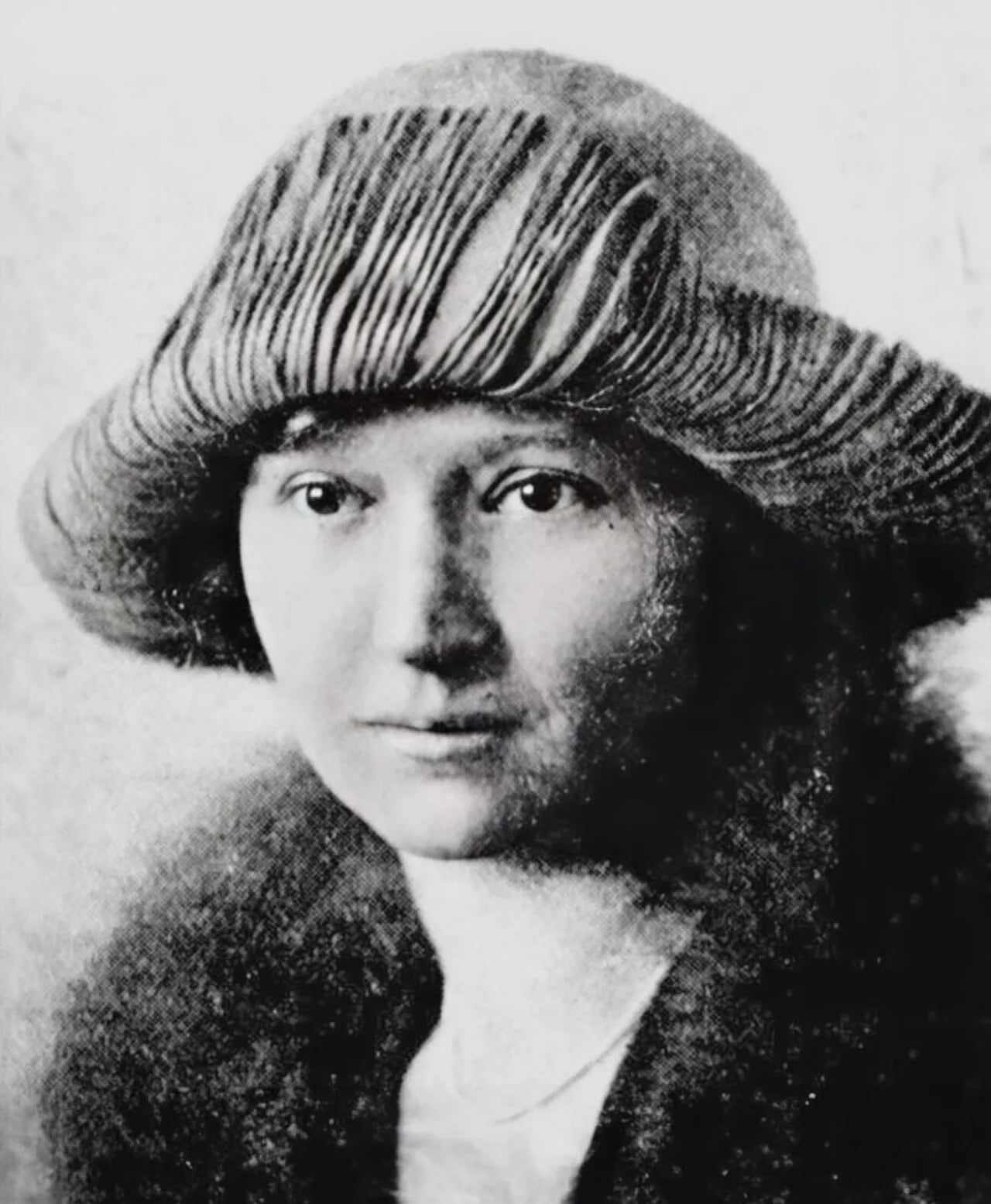 Portrait of Ida Rentoul Outhwaite (1888–1960) – memorial page