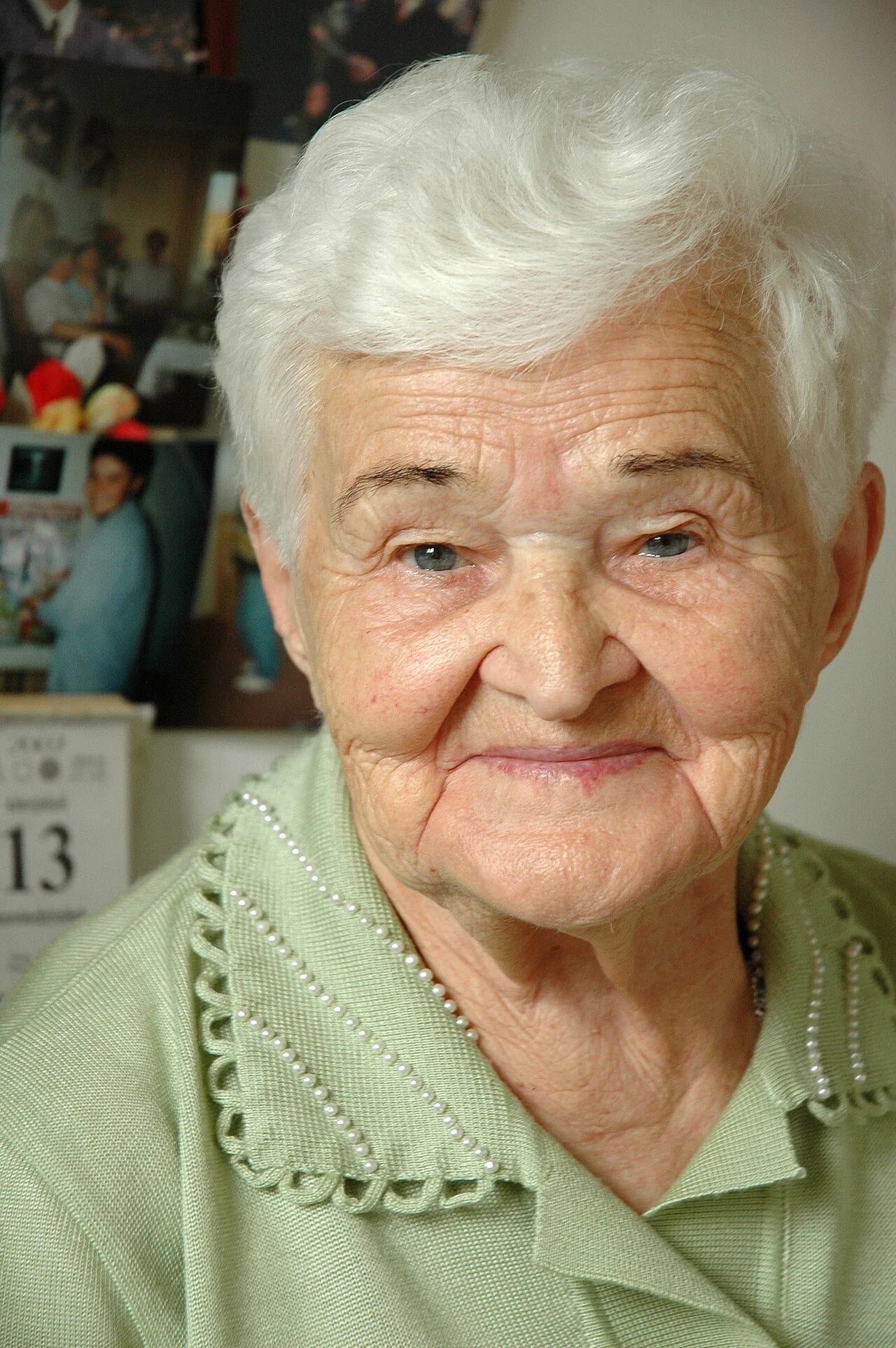 Porträt von Antonina Wyrzykowska (1916–2011) – Gedenkseite