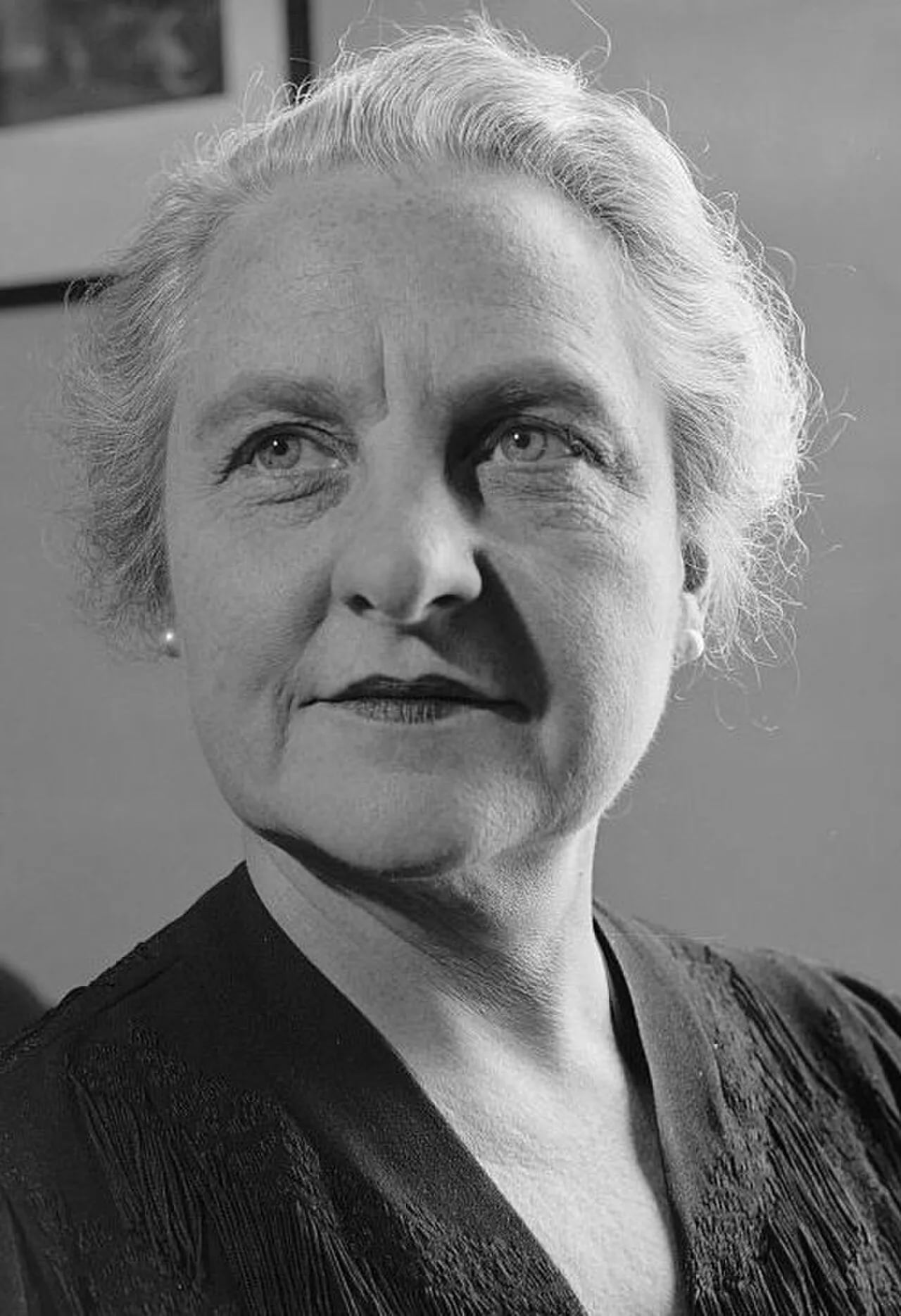 Portrait of Frances P. Bolton (1885–1977) – memorial page