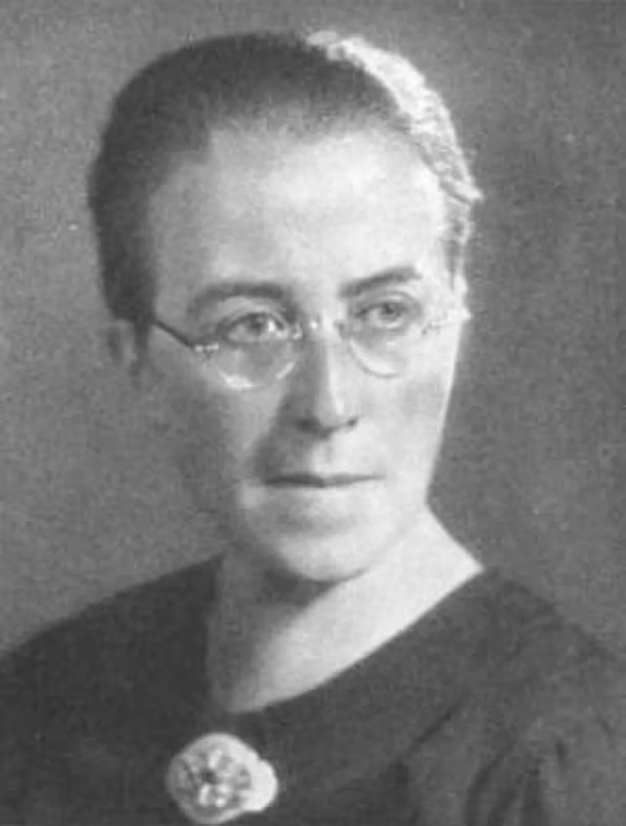 Porträt von Amalija Šimec (1893–1960) – Gedenkseite