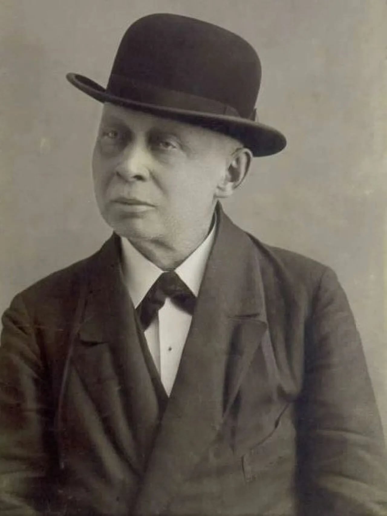 Porträt von Ivan Topolovšek (1851–1921) – Gedenkseite