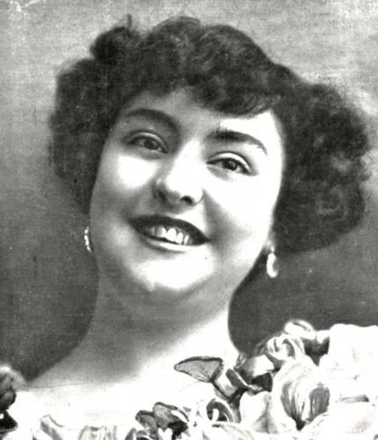 Portrait of Mercedes Pardo (1888–1945) – memorial page