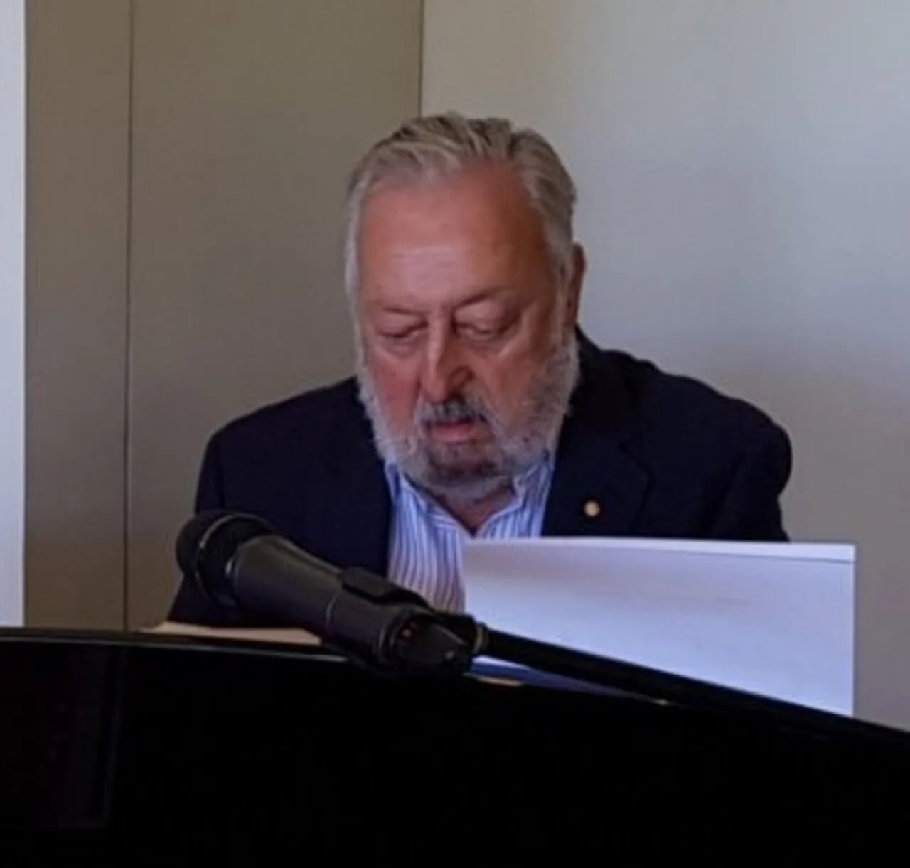 Porträt von Geoff Harvey (1935–2019) – Gedenkseite