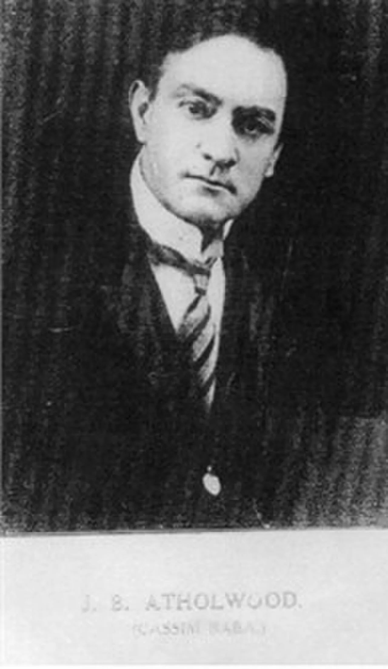 Porträt von J. B. Atholwood (1863–1931) – Gedenkseite
