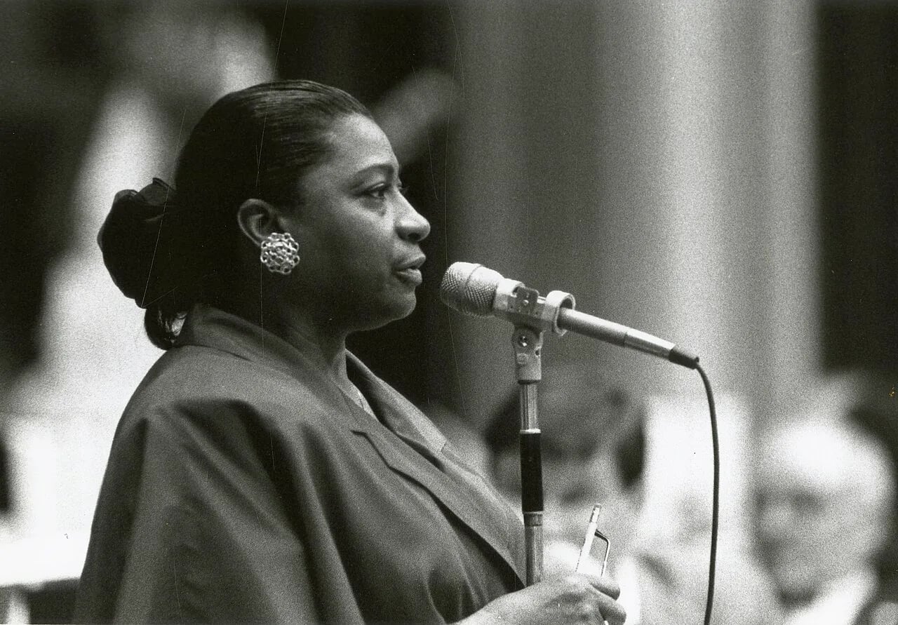 Portrait of Mary Groves Bland (1936–2016) – memorial page