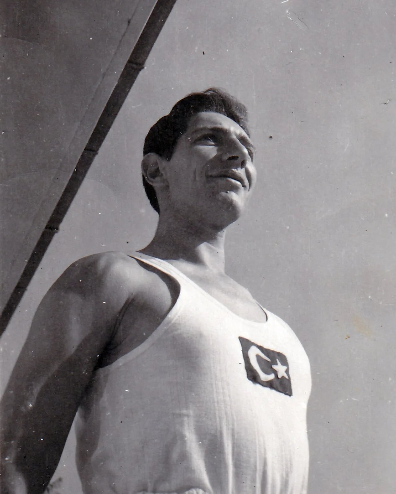 Portrait of Erdoğan Karabelen (1935–2018) – memorial page