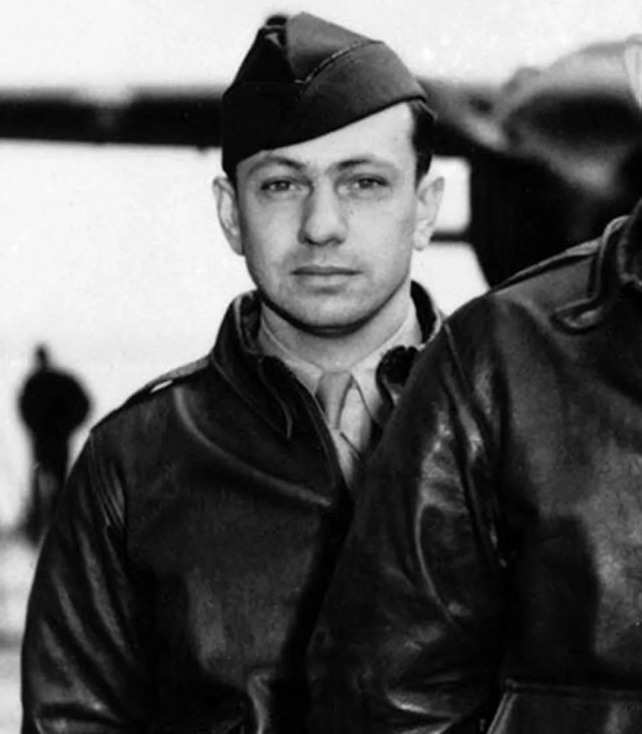 Portrait of Horace Ellis Crouch (1918–2005) – memorial page