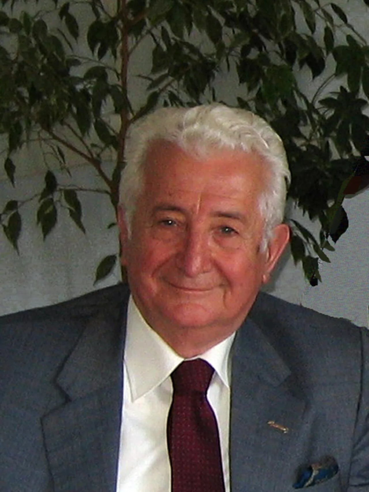 Porträt von Orhan Karaveli (1930–2023) – Gedenkseite