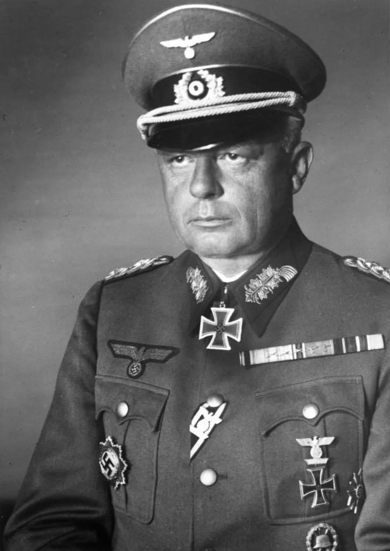 Portrait of Johannes Frießner (1892–1971) – memorial page
