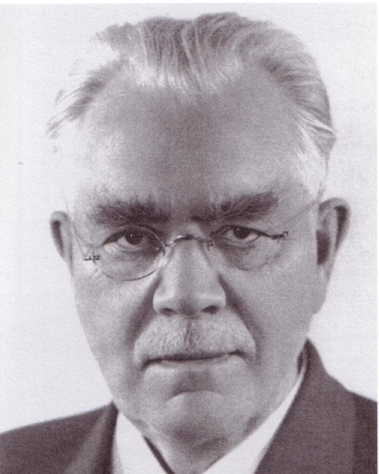 Portrait of Gustaf Petrén (1874–1962) – memorial page