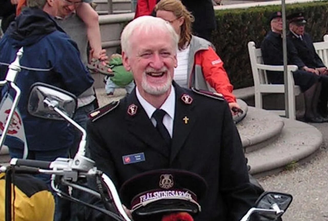 Portrait of Victor Poke (1946–2015) – memorial page