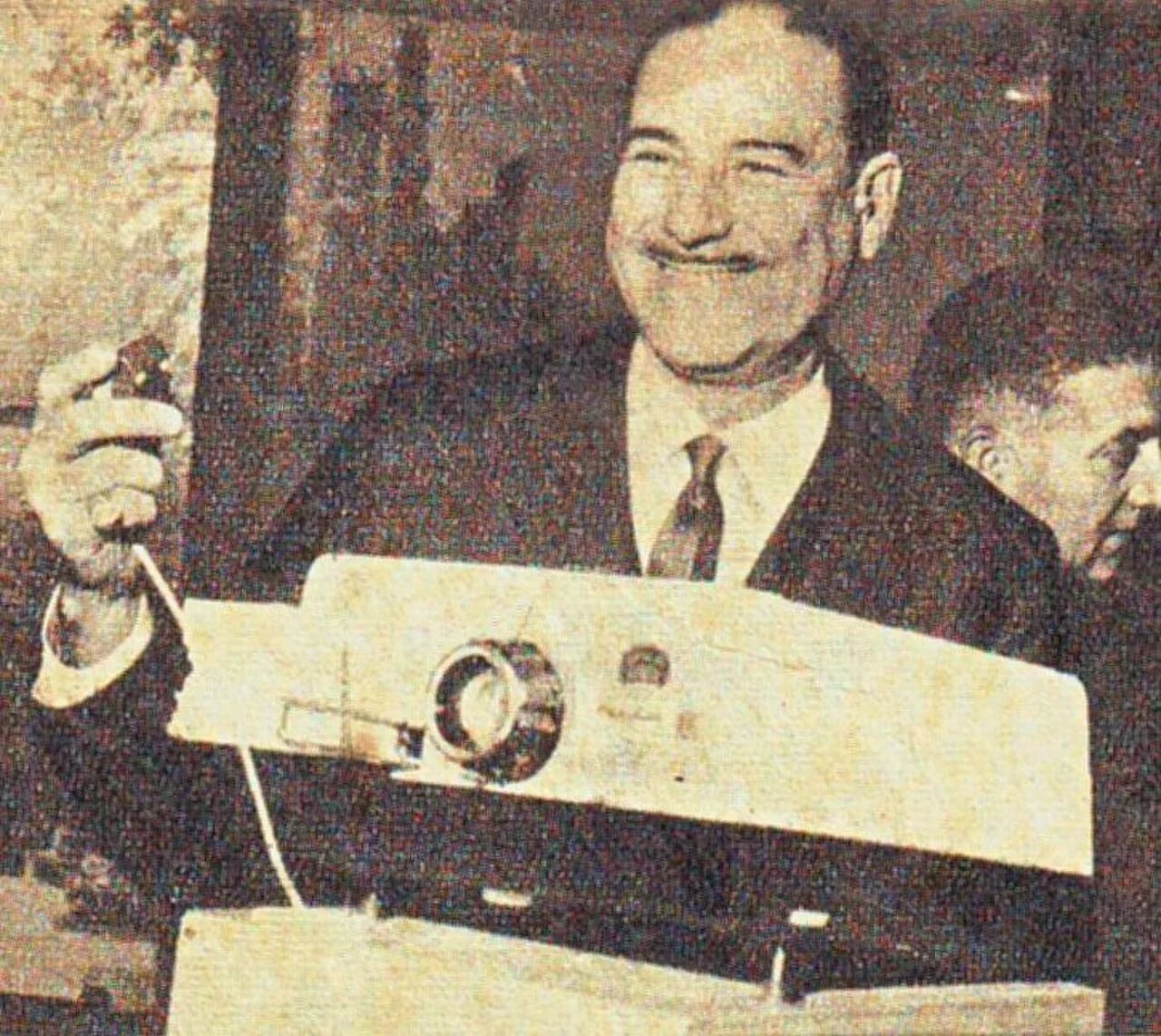 Porträt von Osvaldo Sosa Cordero (1906–1986) – Gedenkseite