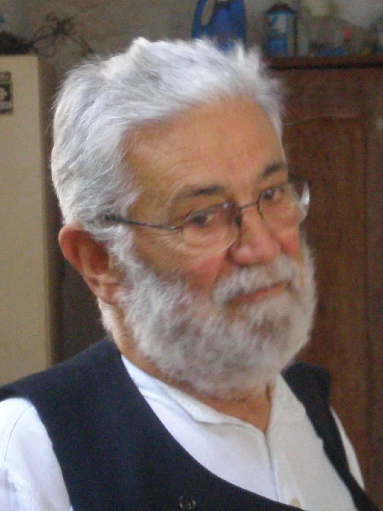 Portrait of Cengiz Bektaş (1934–2020) – memorial page