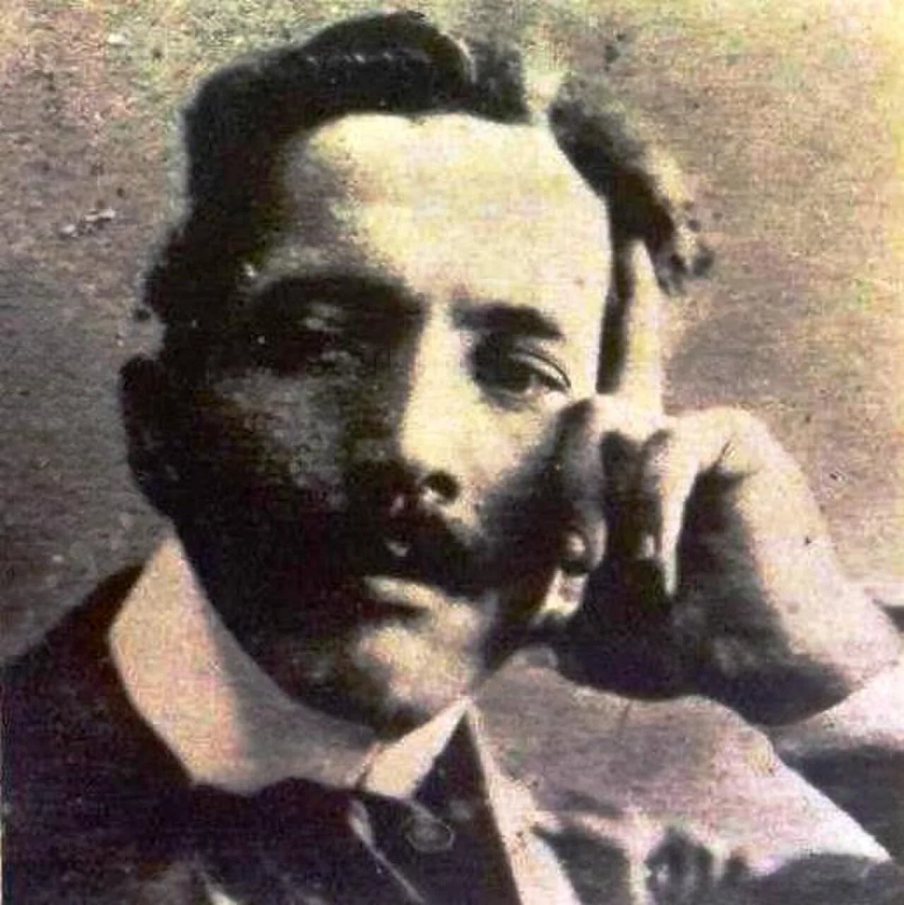Porträt von Andrés Pérez Mujica (1873–1920) – Gedenkseite