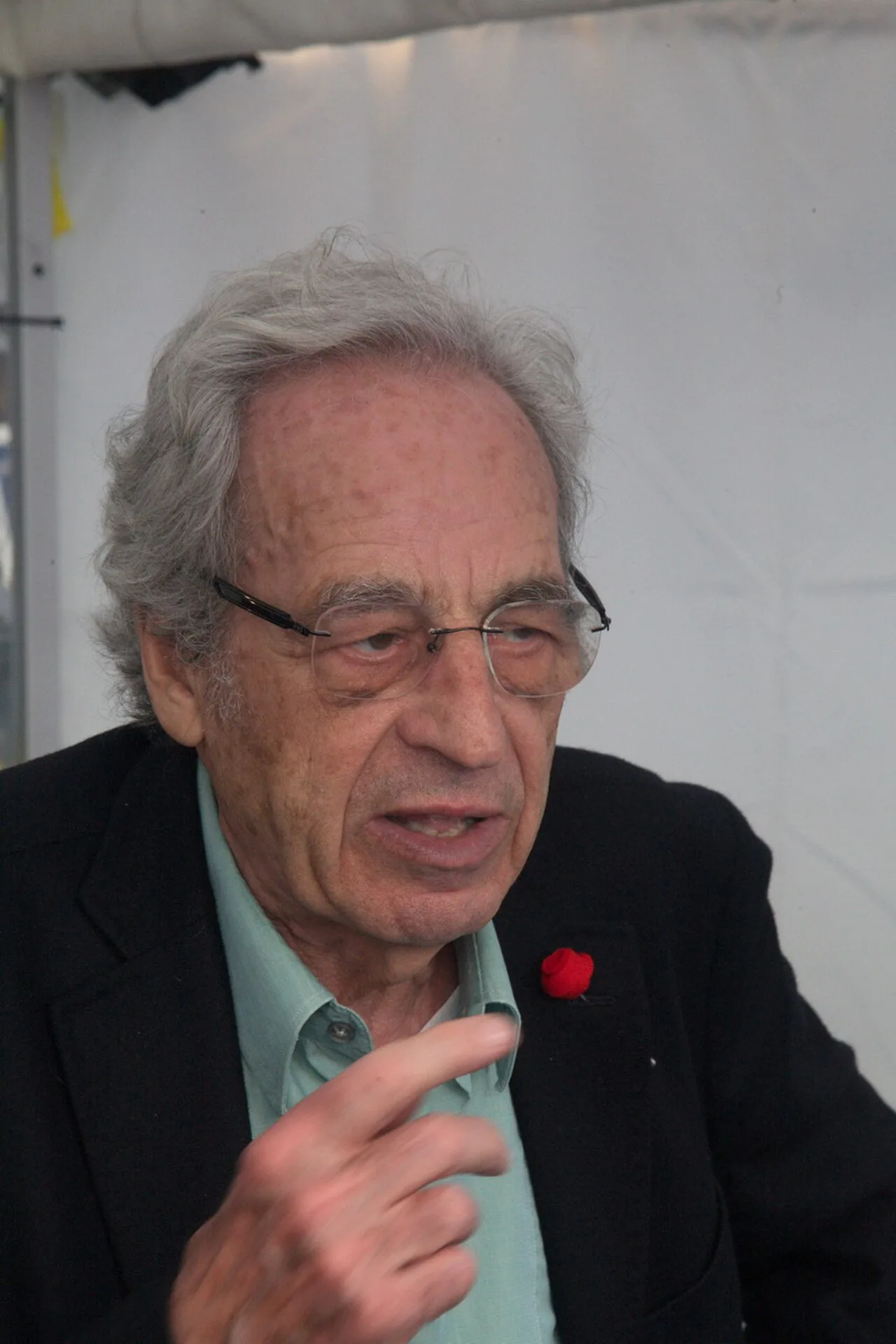 Portrait of Salvador Giner (1934–2019) – memorial page