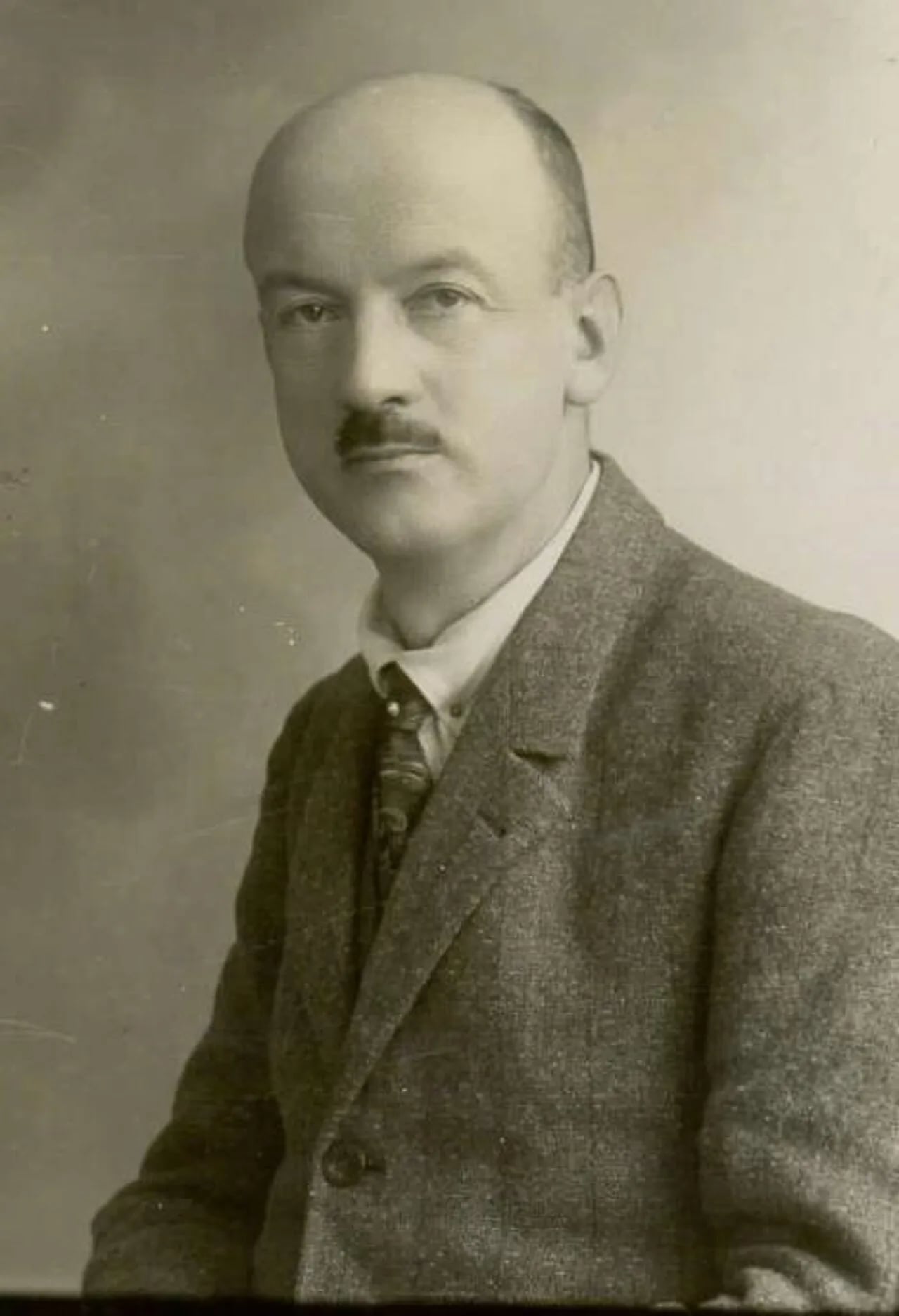 Portrait of Ivan Mazovec (1888–1930) – memorial page