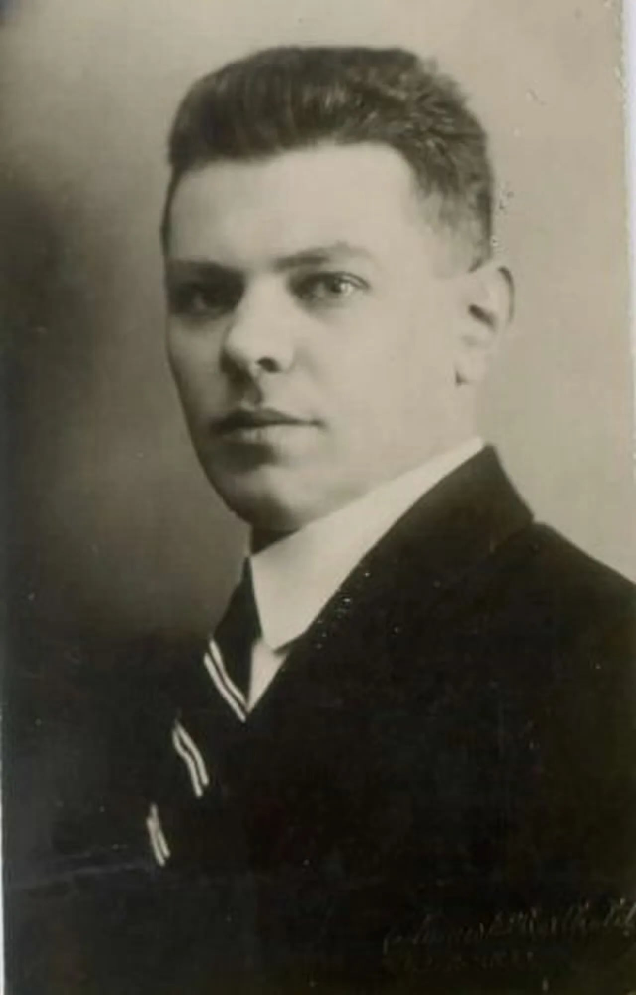 Portrait of Stano Kosovel (1895–1976) – memorial page