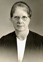 Portrait of Thora Pedersen (1875–1954) – memorial page