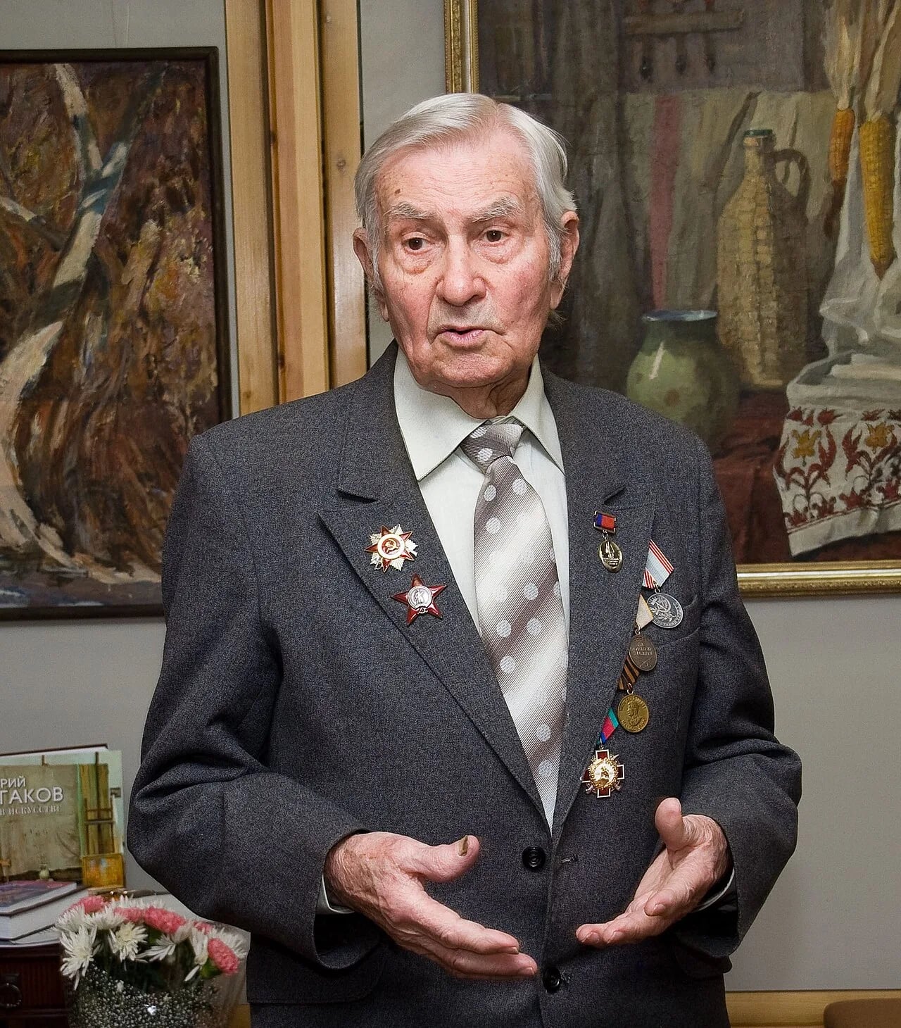 Porträt von Grigoriĭ Bulgakov (1916–2011) – Gedenkseite