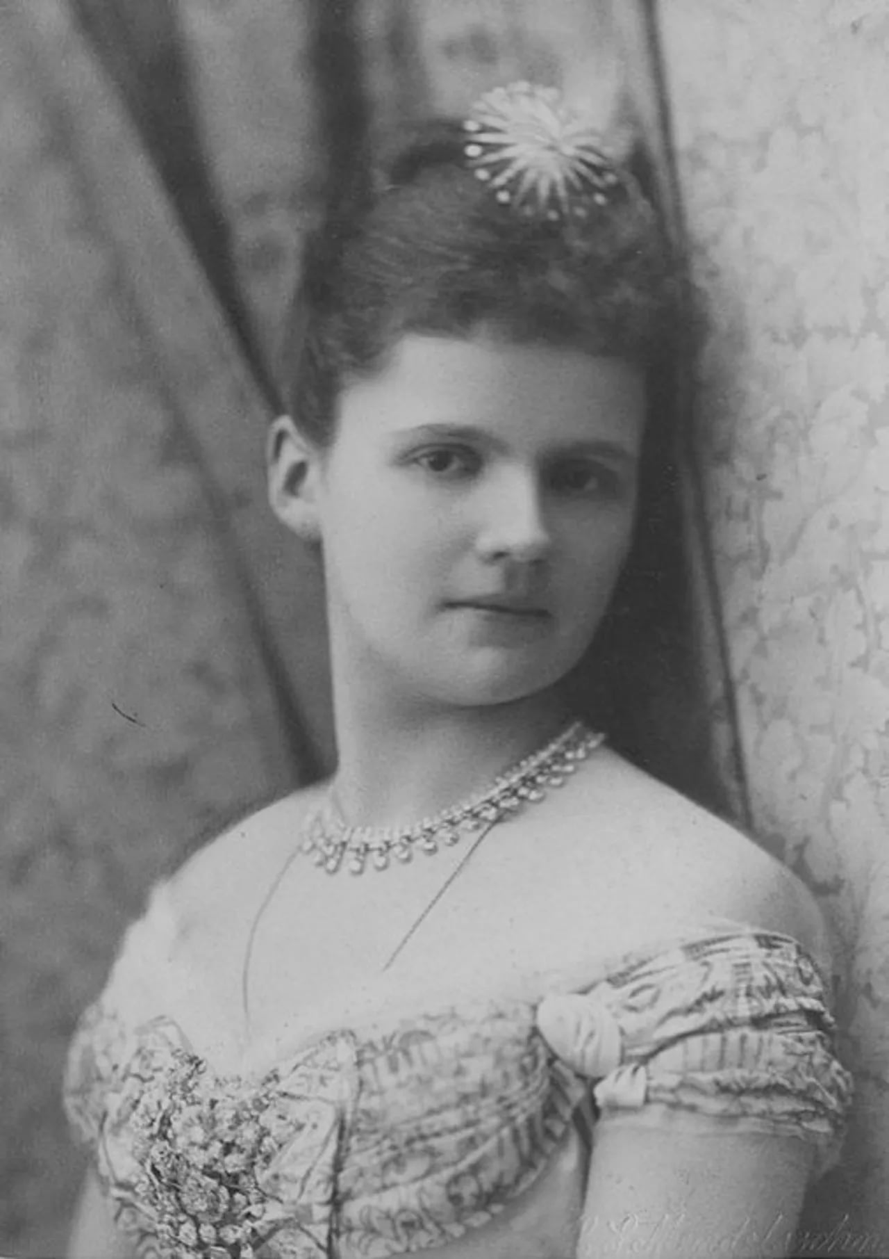 Porträt von Helene zu Waldeck und Pyrmont (1861–1922) – Gedenkseite