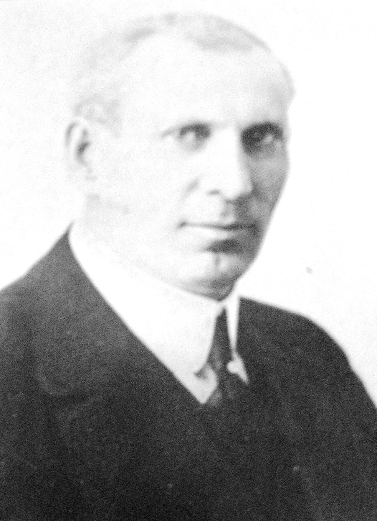 Portrait of Isaac Homer Van Winkle (1870–1943) – memorial page