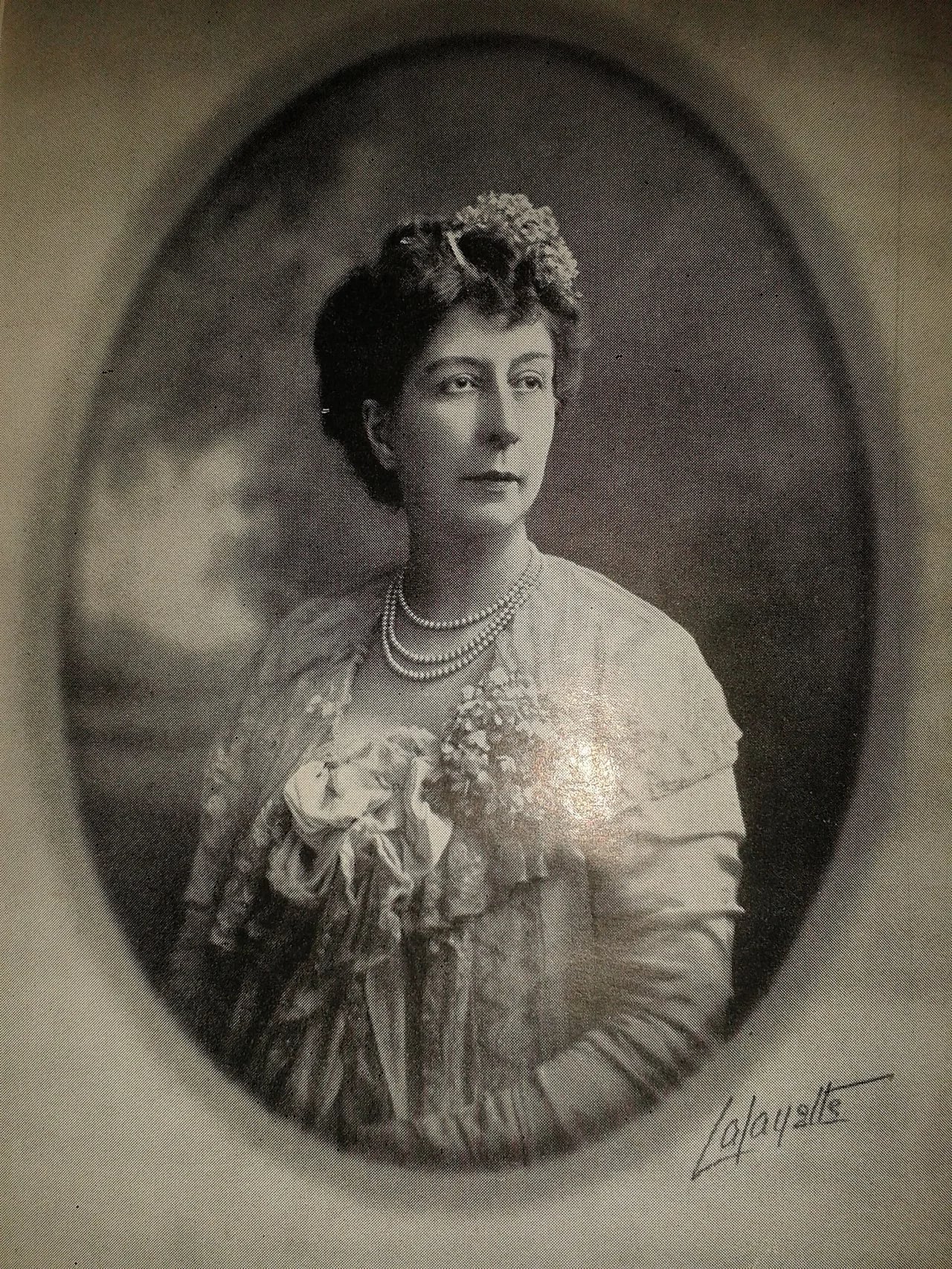 Portrait of Violet, Lady Greville (1842–1932) – memorial page