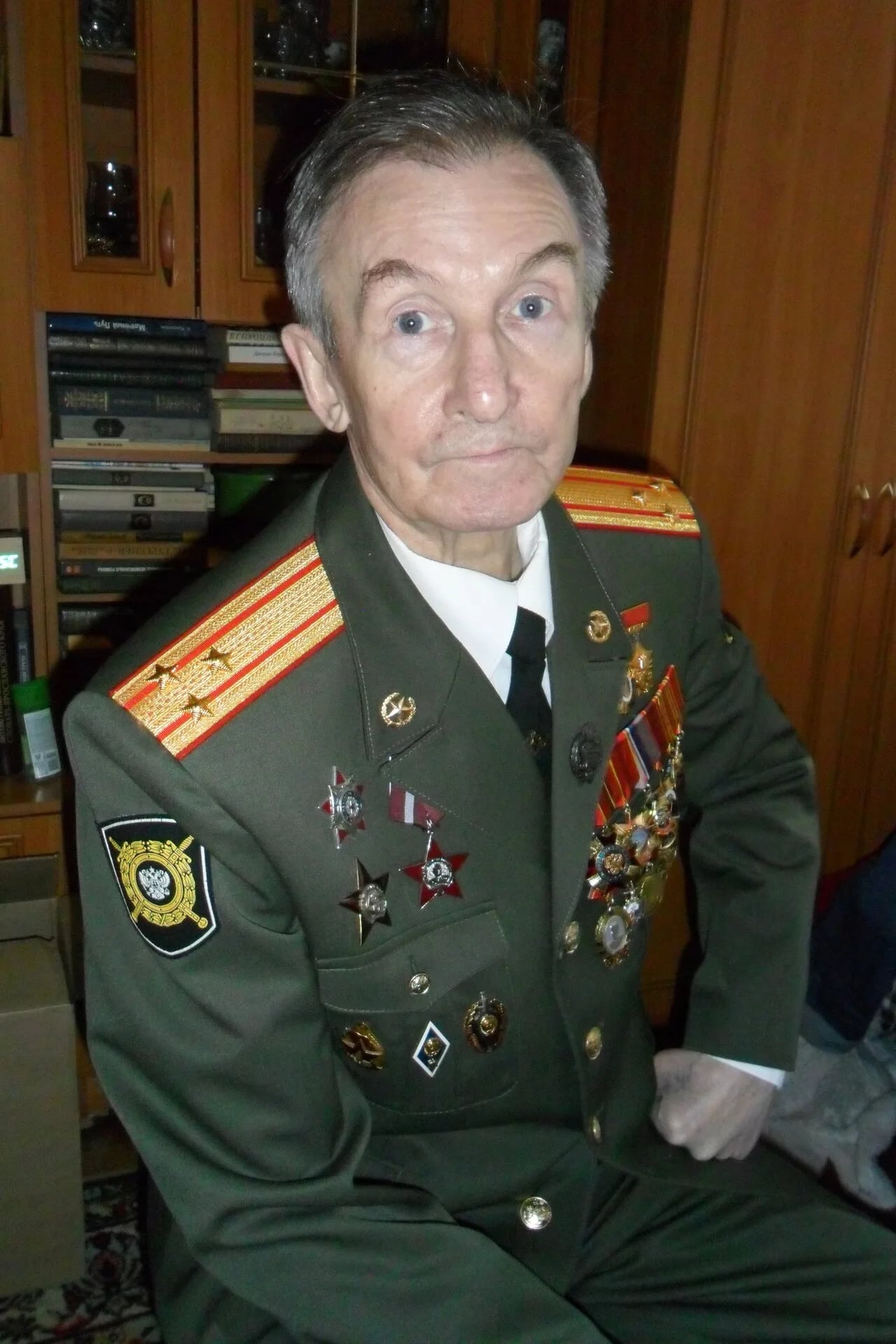 Porträt von Jewgeni Pawlowitsch Gussew (1948–2019) – Gedenkseite