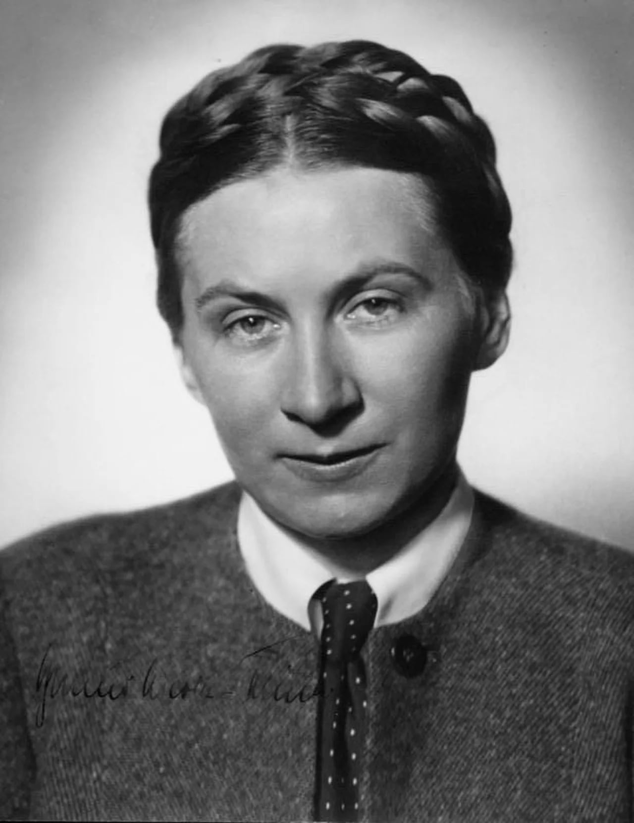 Porträt von Gertrud Scholtz-Klink (1902–1999) – Gedenkseite