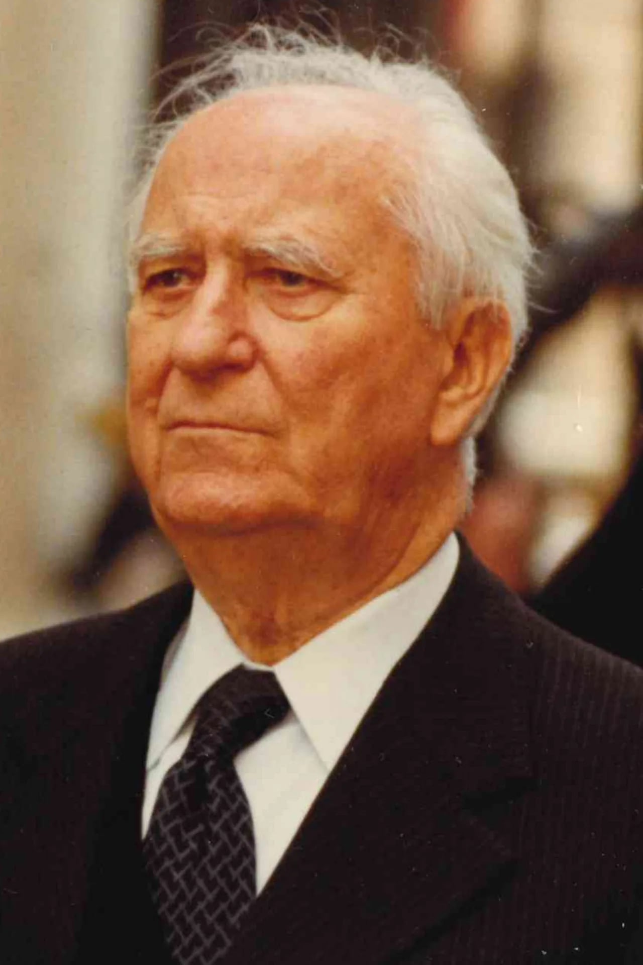 Porträt von Gaston Defferre (1910–1986) – Gedenkseite