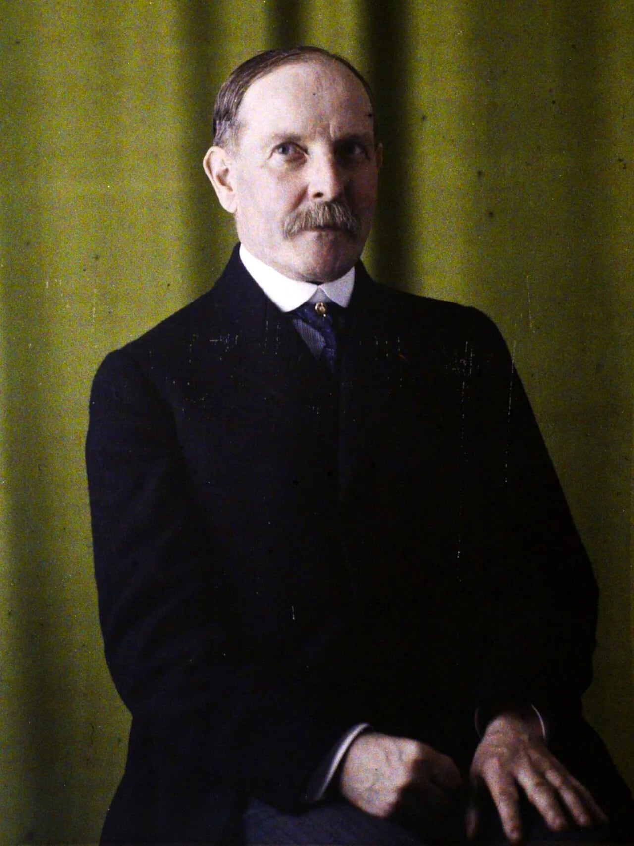 Porträt von Arthur Edwin Kennelly (1861–1939) – Gedenkseite