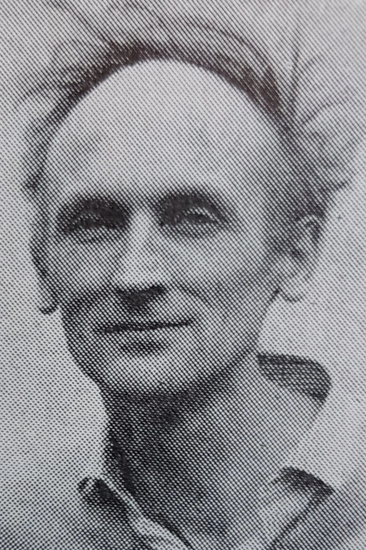 Portrait of Erik Sand (1909–1997) – memorial page