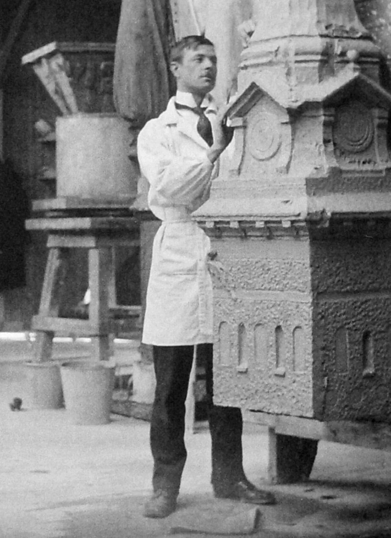 Portrait of Aron Sandberg (1873–1959) – memorial page