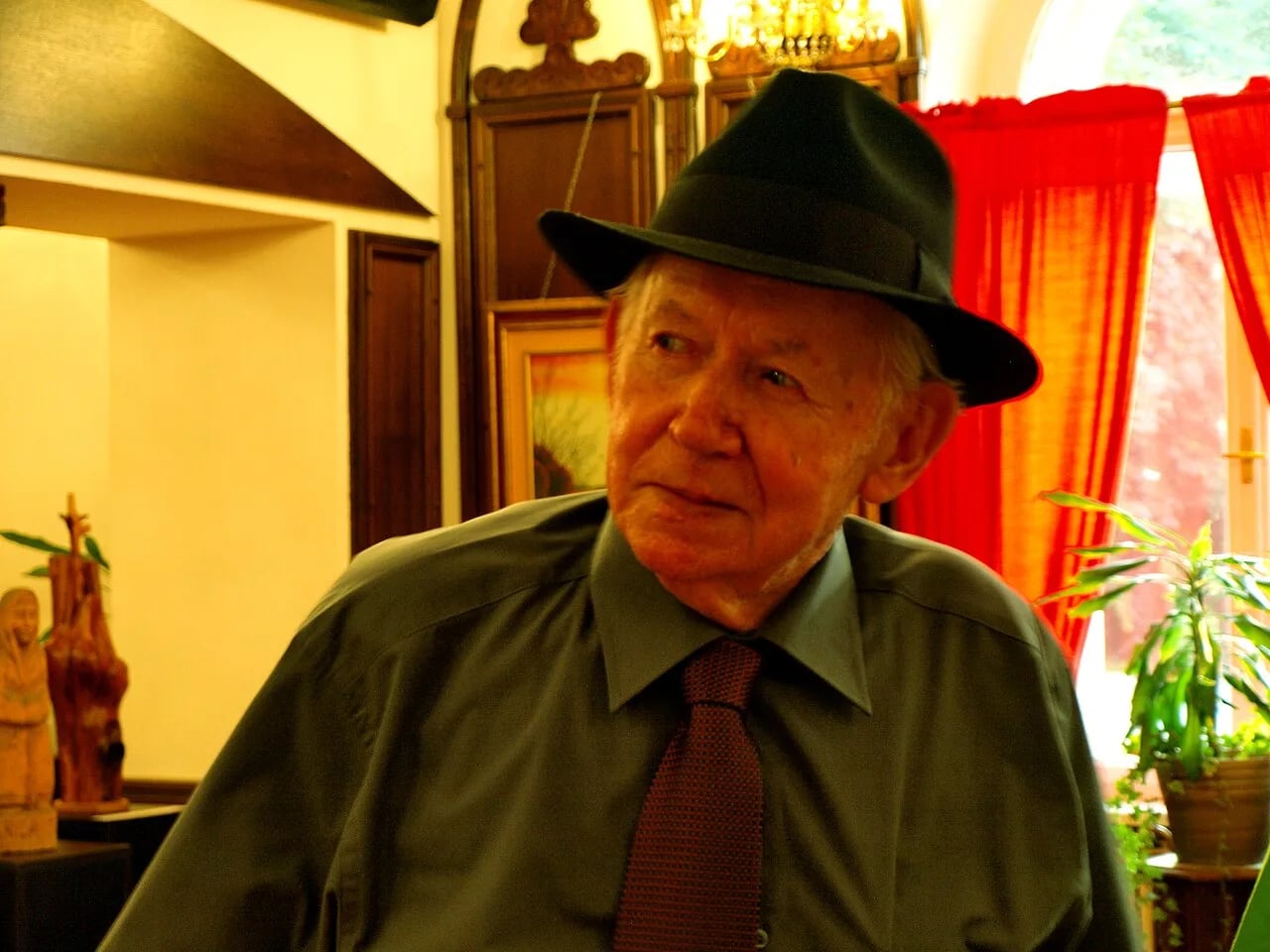 Porträt von Ivan Večenaj (1920–2013) – Gedenkseite