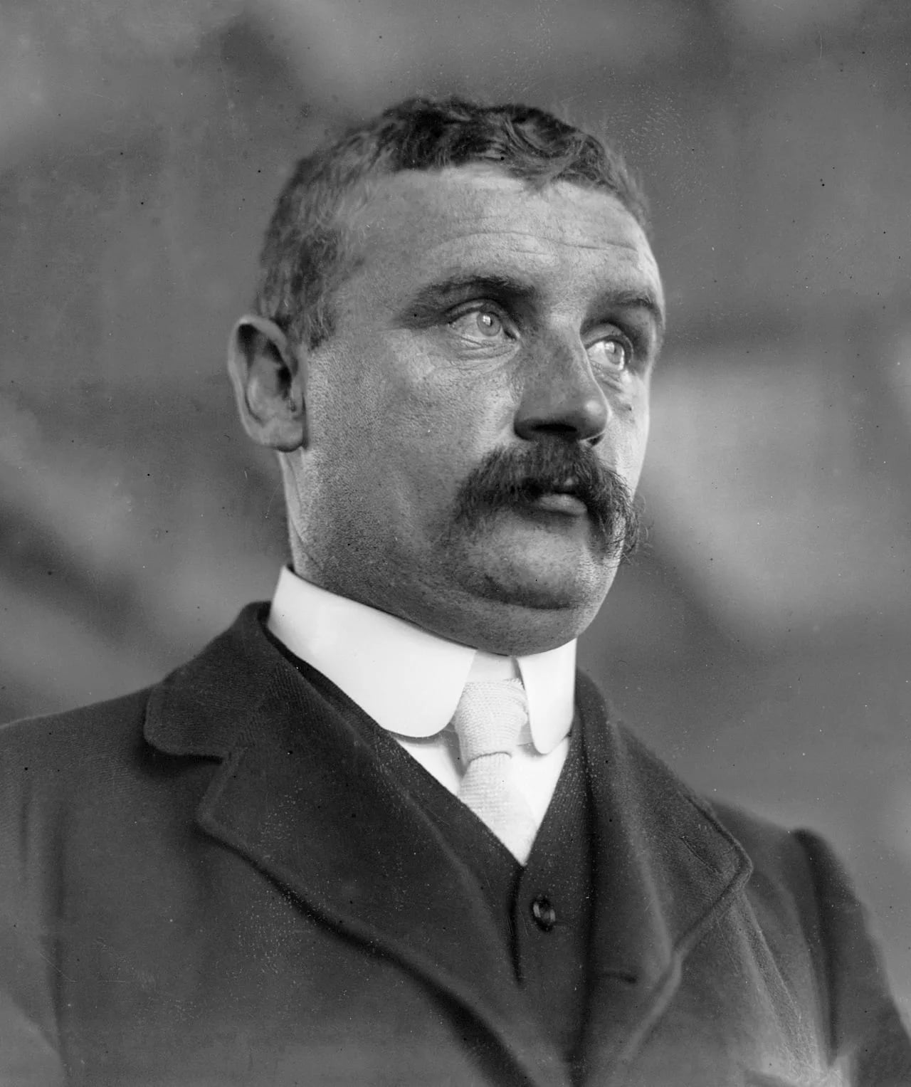 Portrait of Charles Dixon (1873–1939) – memorial page
