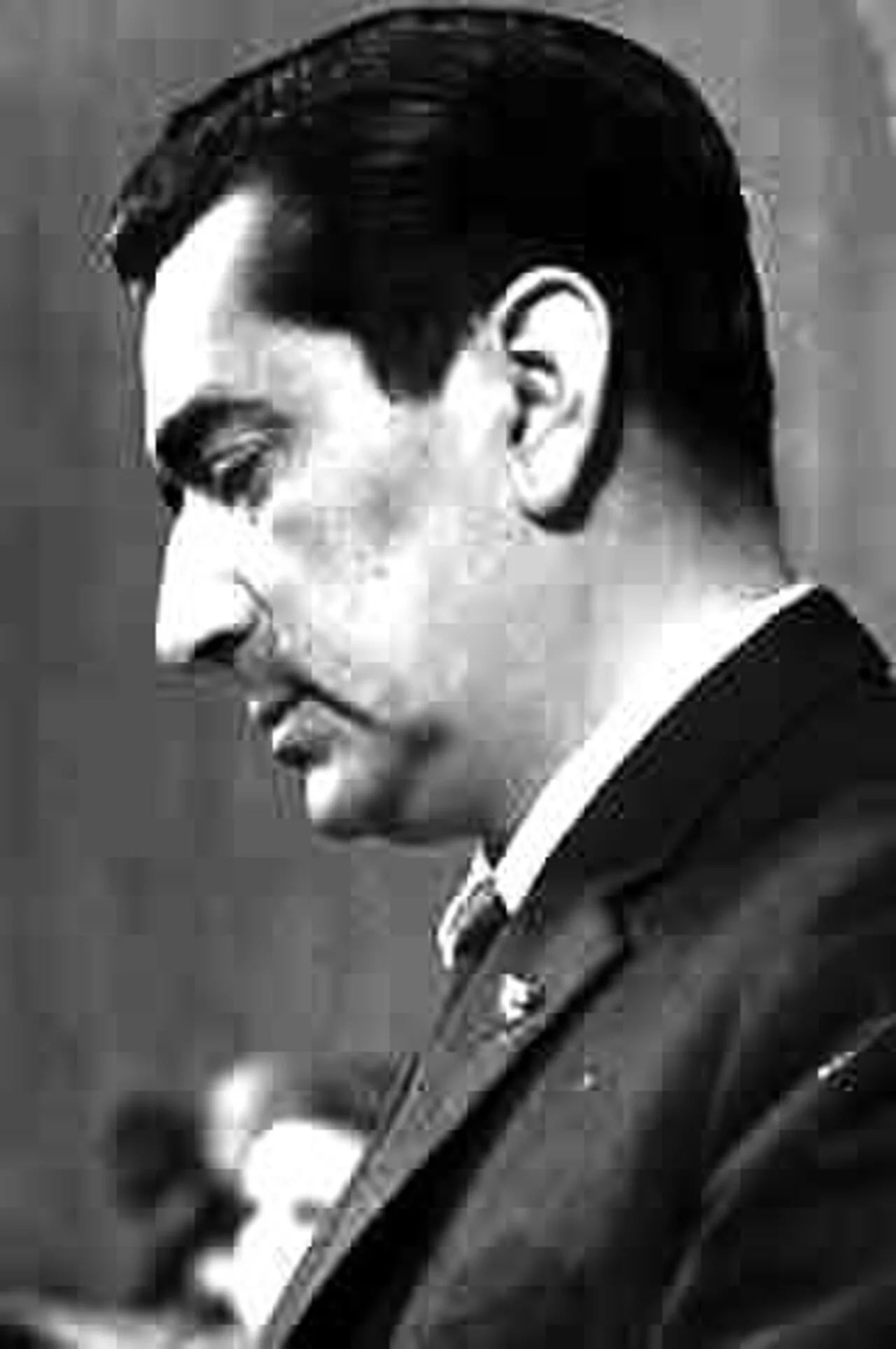 Portrait of Raúl Ampuero (1917–1996) – memorial page