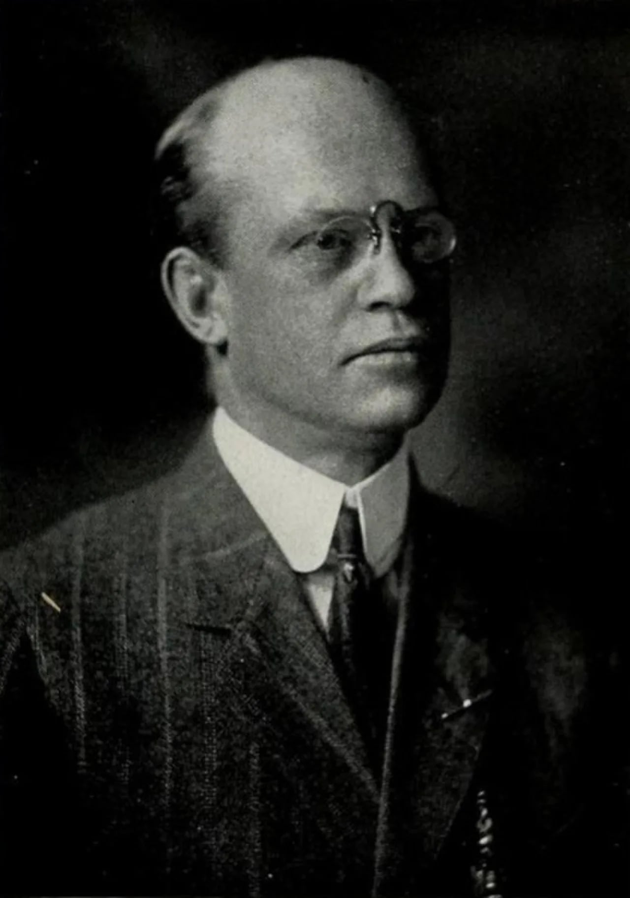 Portrait of J. W. H. Pollard (1872–1957) – memorial page