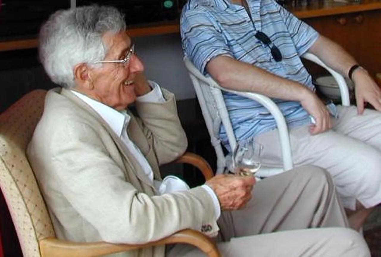 Porträt von Richard Connolly (1927–2022) – Gedenkseite