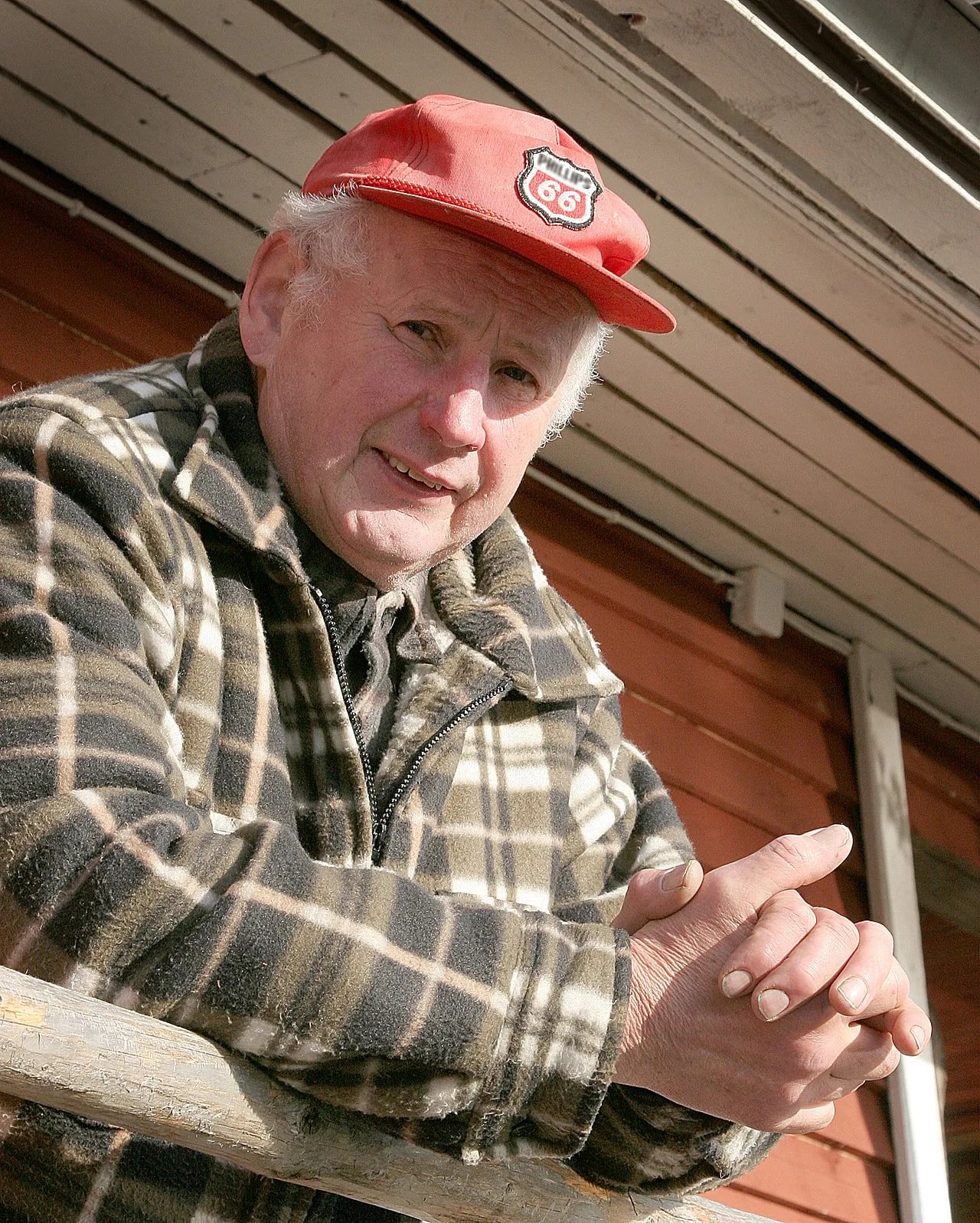 Porträt von Aksel Treimann (1944–2012) – Gedenkseite