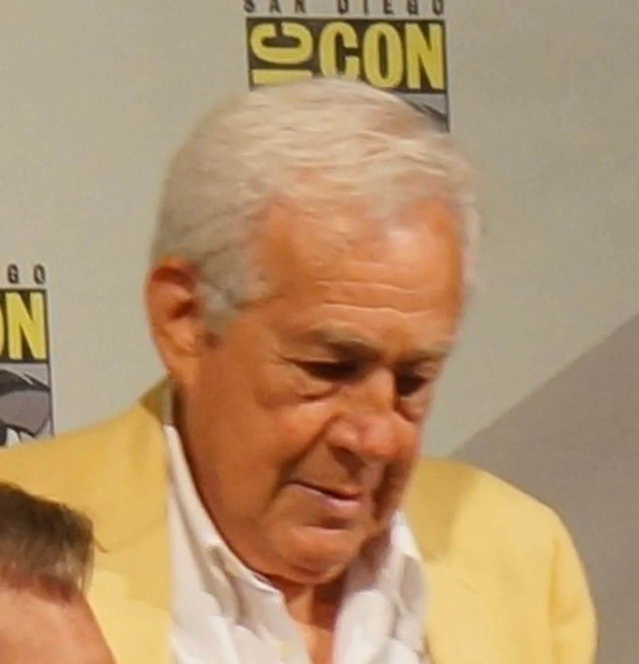 Porträt von Jack Larson (1928–2015) – Gedenkseite