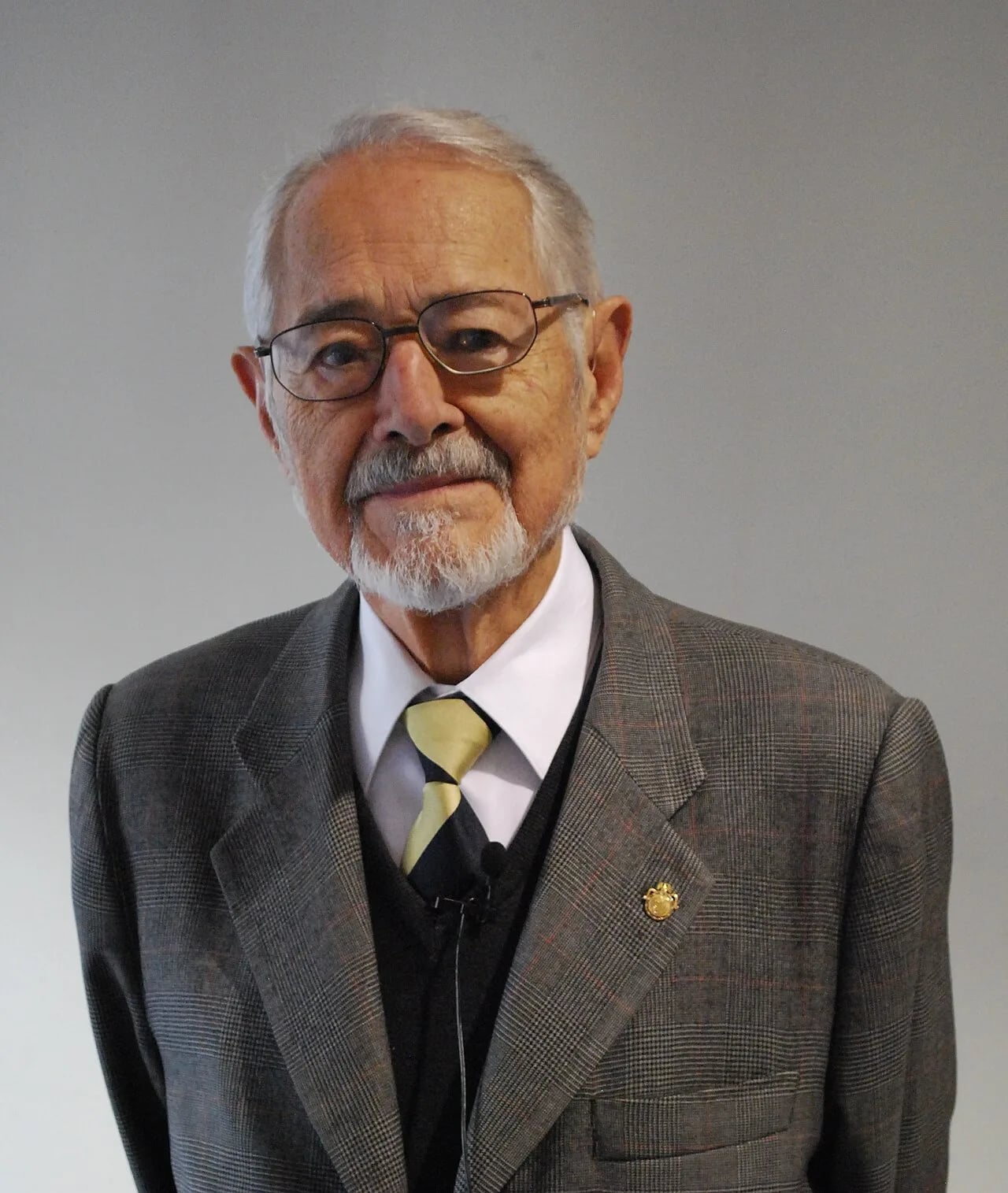 Porträt von Ruy Pérez Tamayo (1924–2022) – Gedenkseite