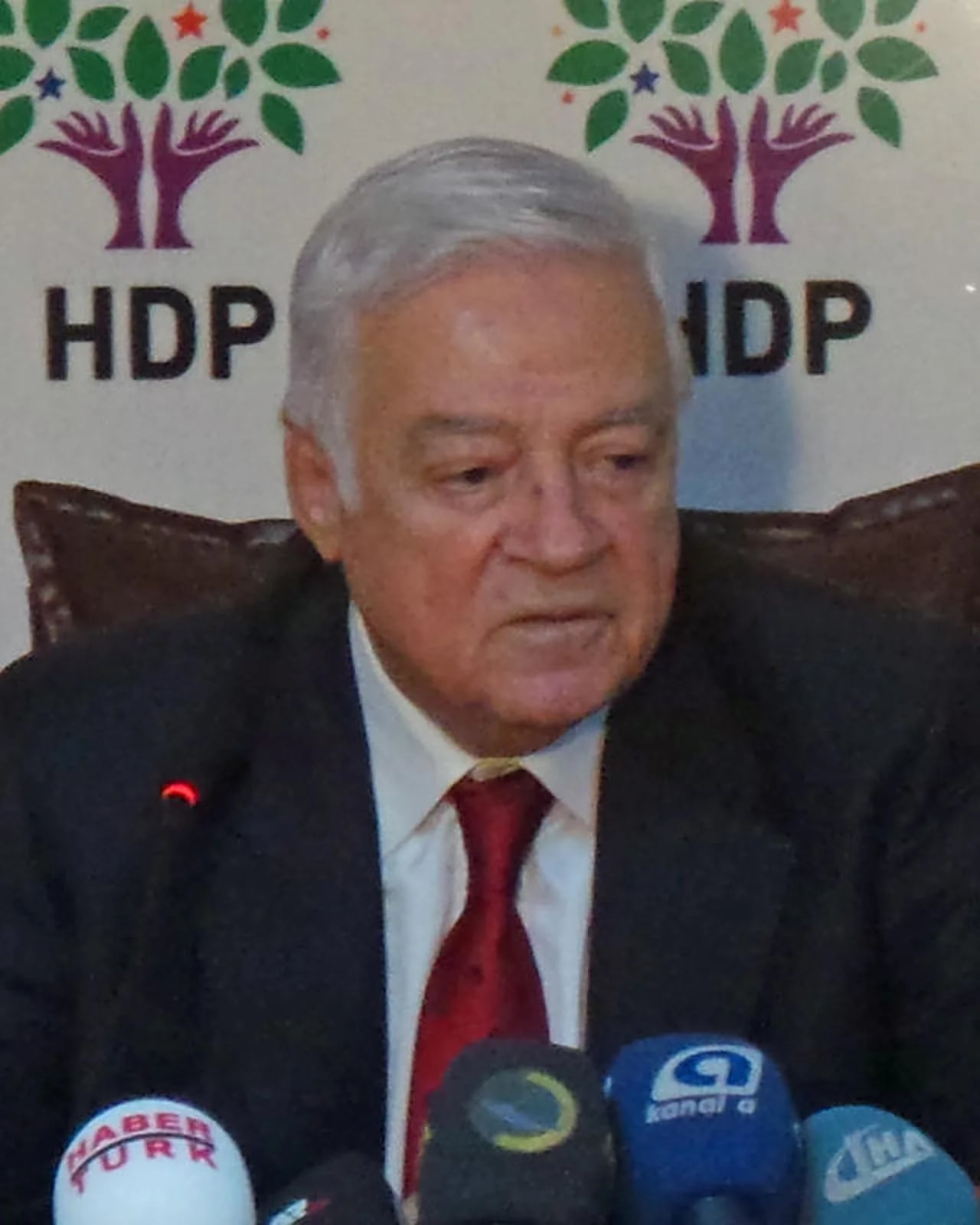 Portrait of Dengir Mir Mehmet Fırat (1943–2019) – memorial page
