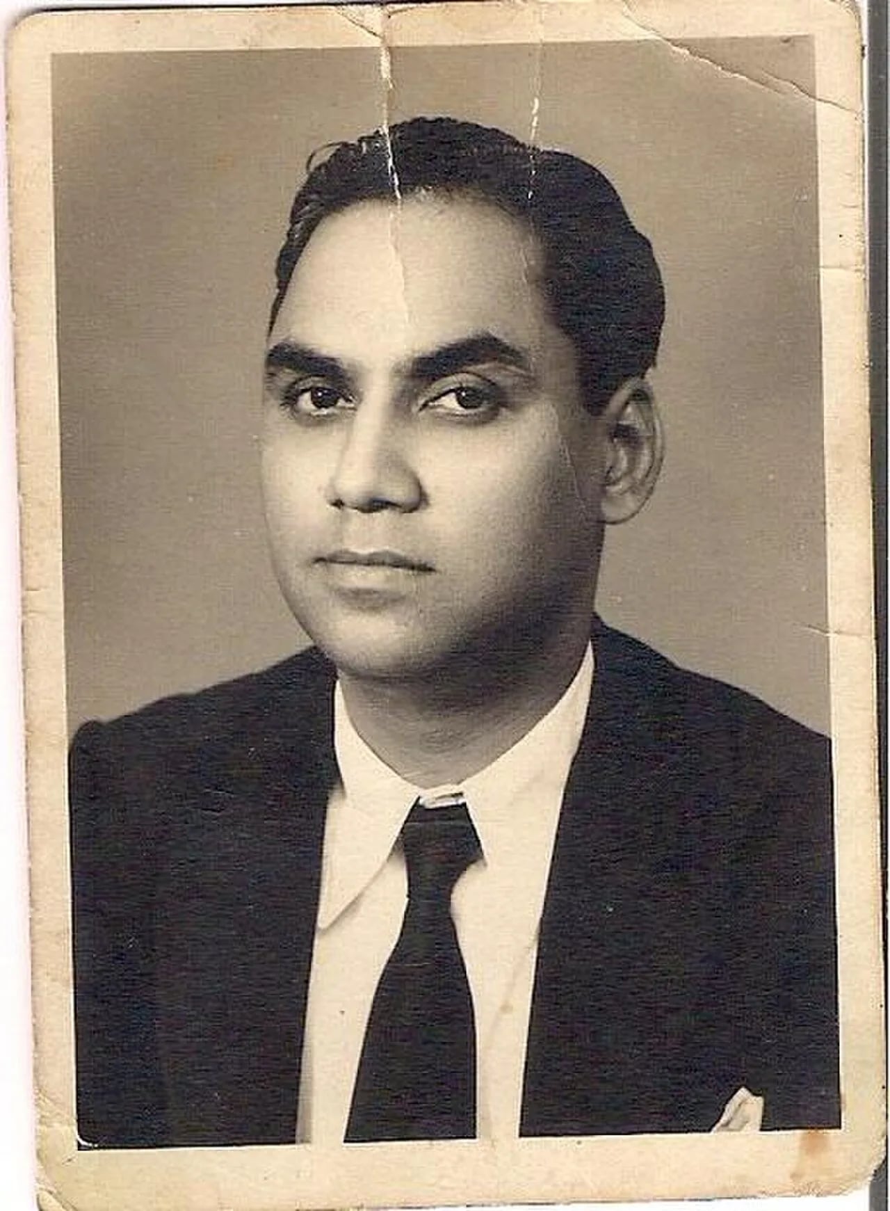 Portrait of Jagmohanlal Sinha (1920–2008) – memorial page