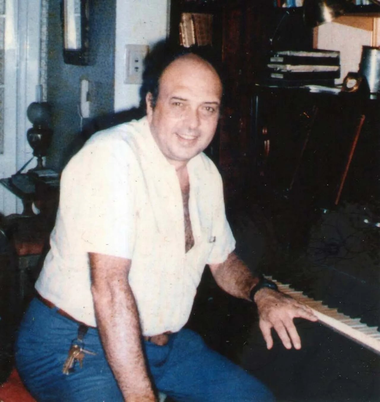 Portrait of Juan Carlos Gebelin (1937–2004) – memorial page
