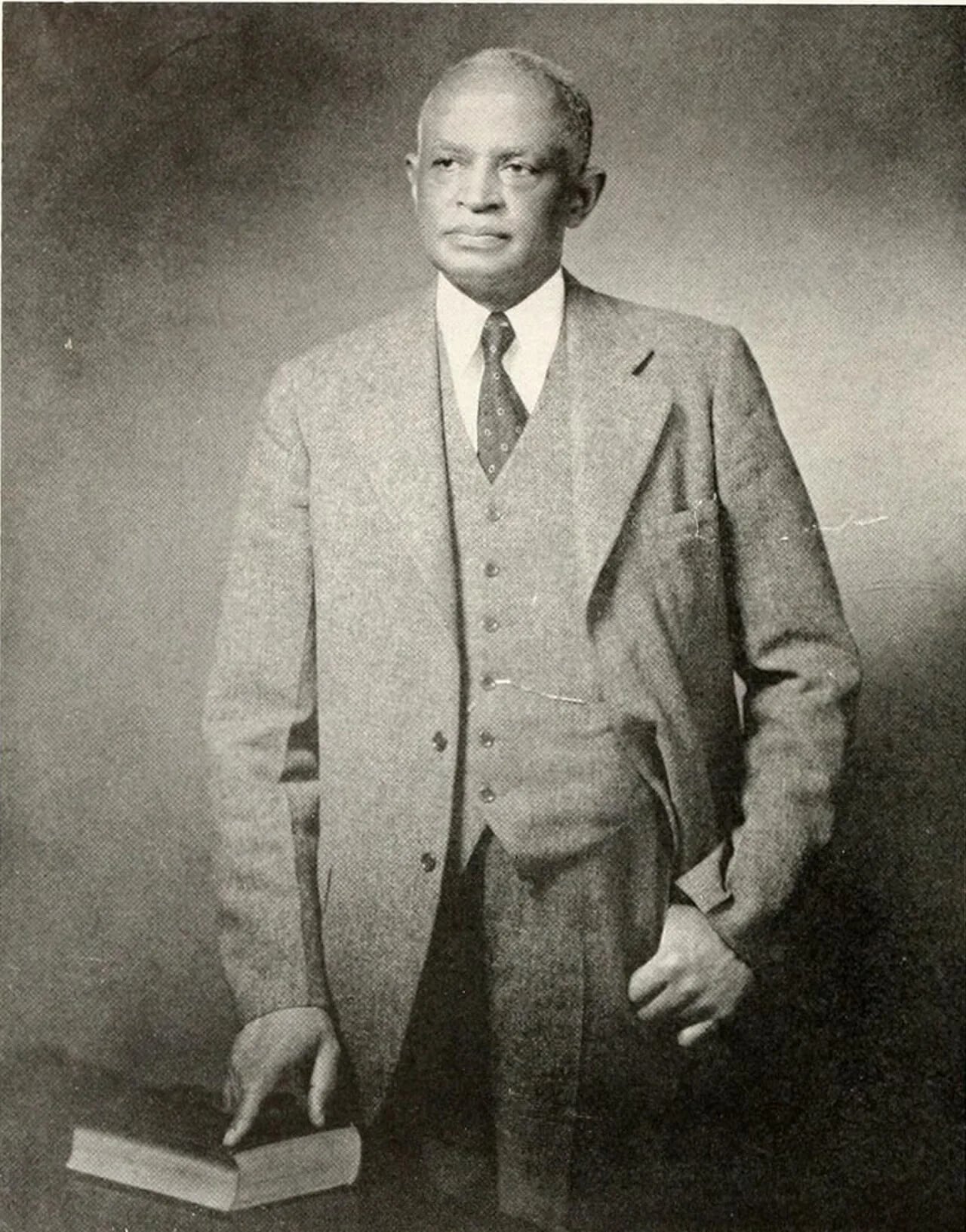 Portrait of James E. Shepard (1875–1947) – memorial page