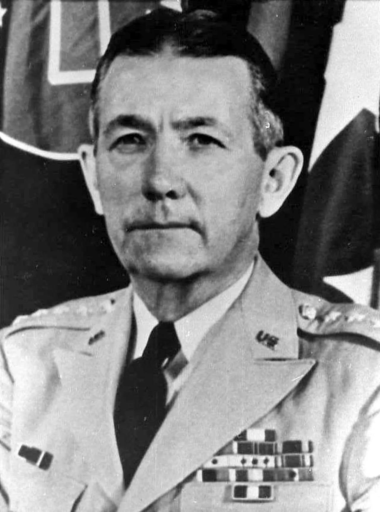 Portrait of James F. Collins (1905–1989) – memorial page