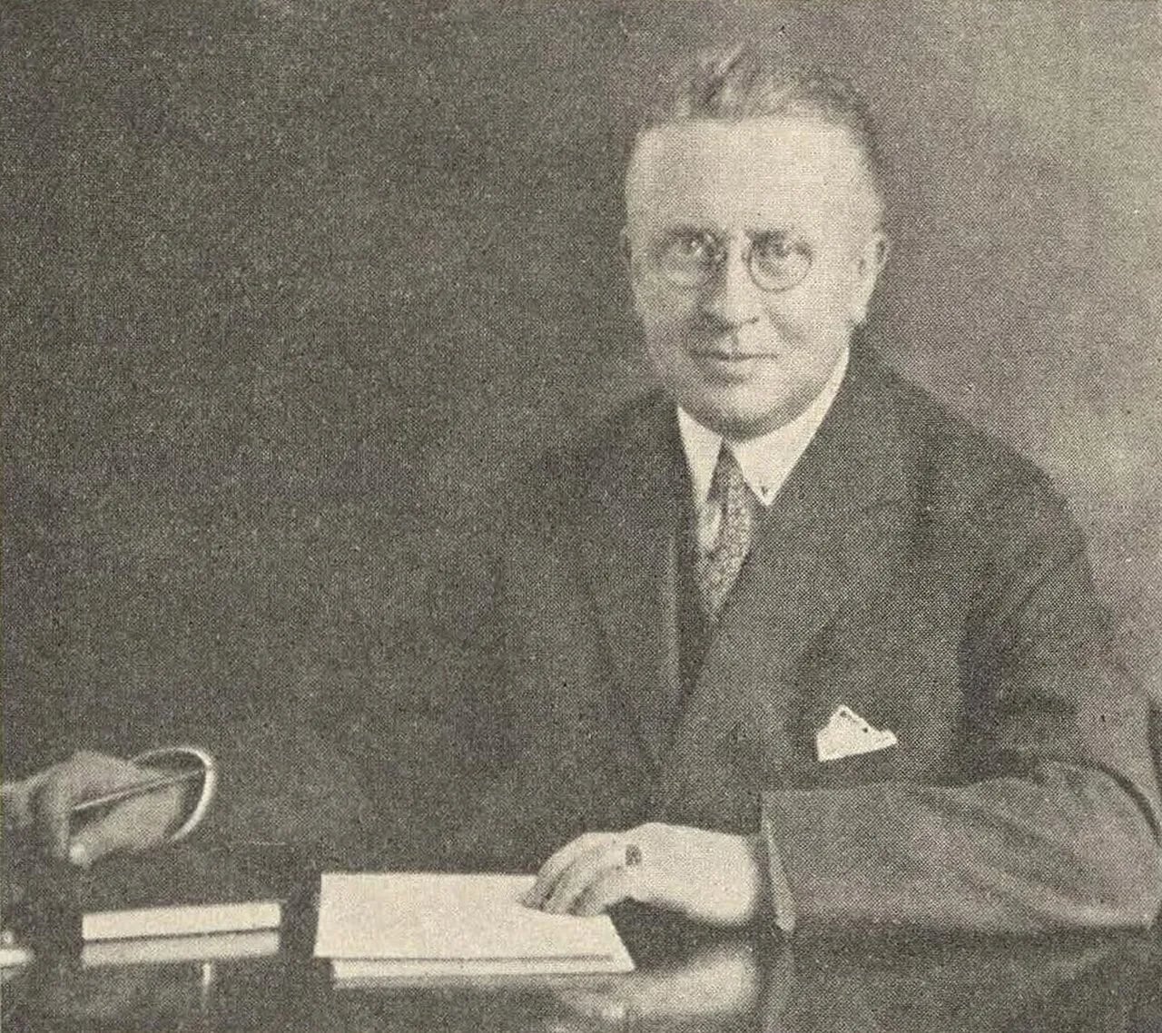 Porträt von James Francis Cooke (1875–1960) – Gedenkseite