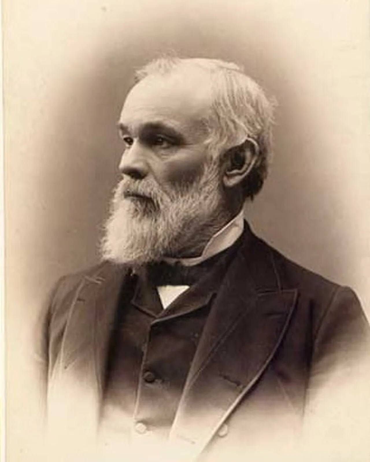 Portrait of James Gilfillan (1829–1894) – memorial page