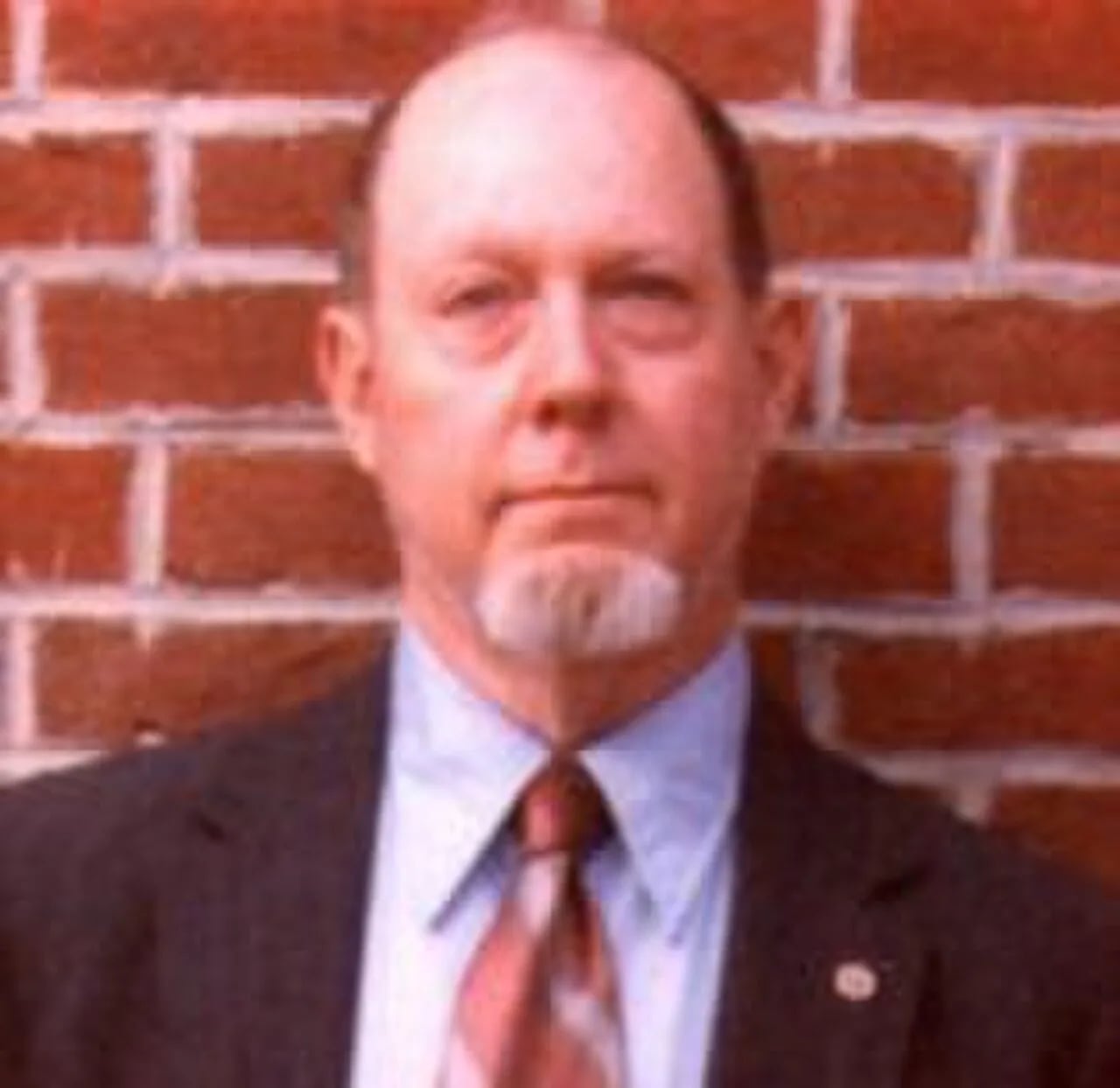 Porträt von James Hedges (1938–2024) – Gedenkseite